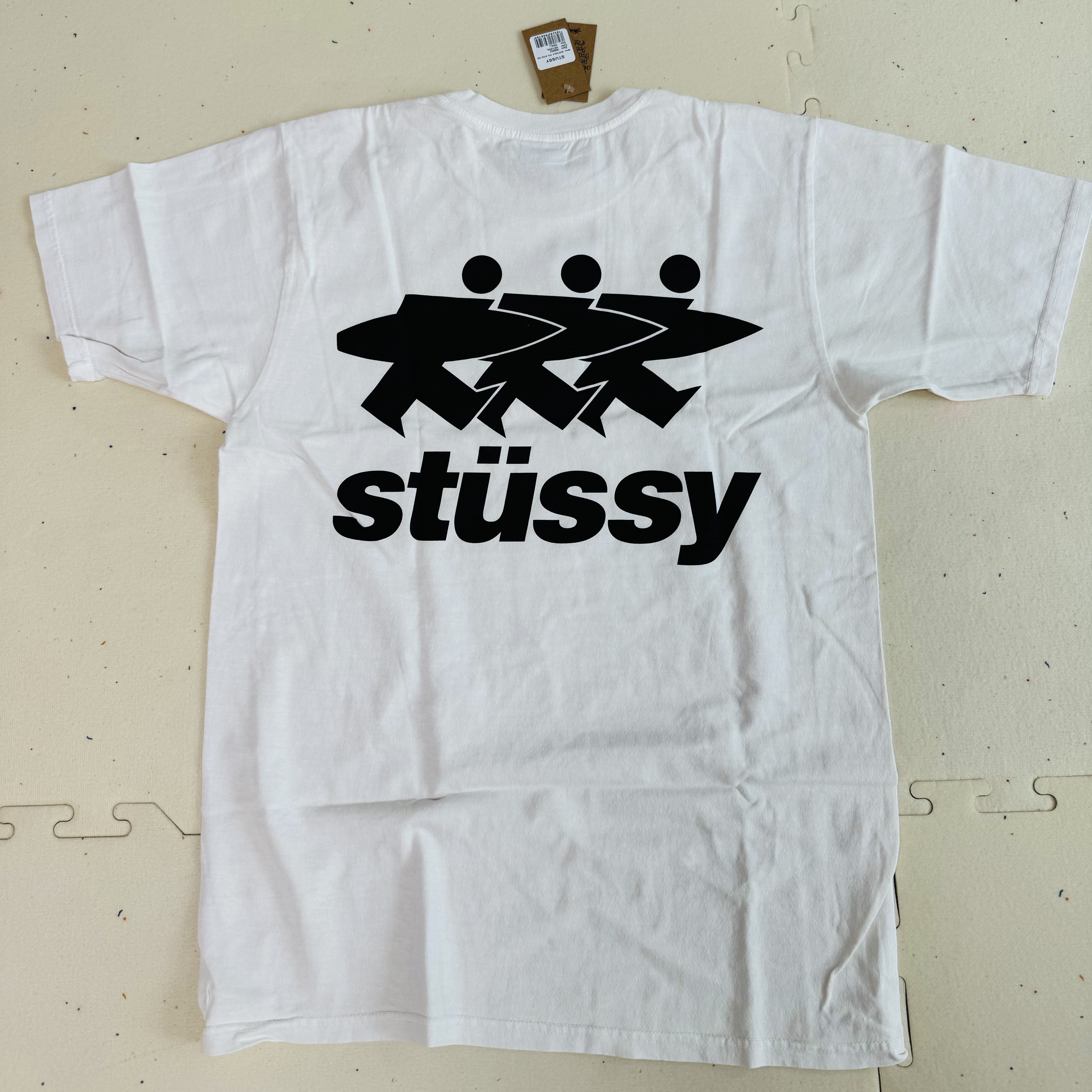 Stussy Surfwalk Pigment Dyed T-Shirt Natural 착용 스타일 - 2