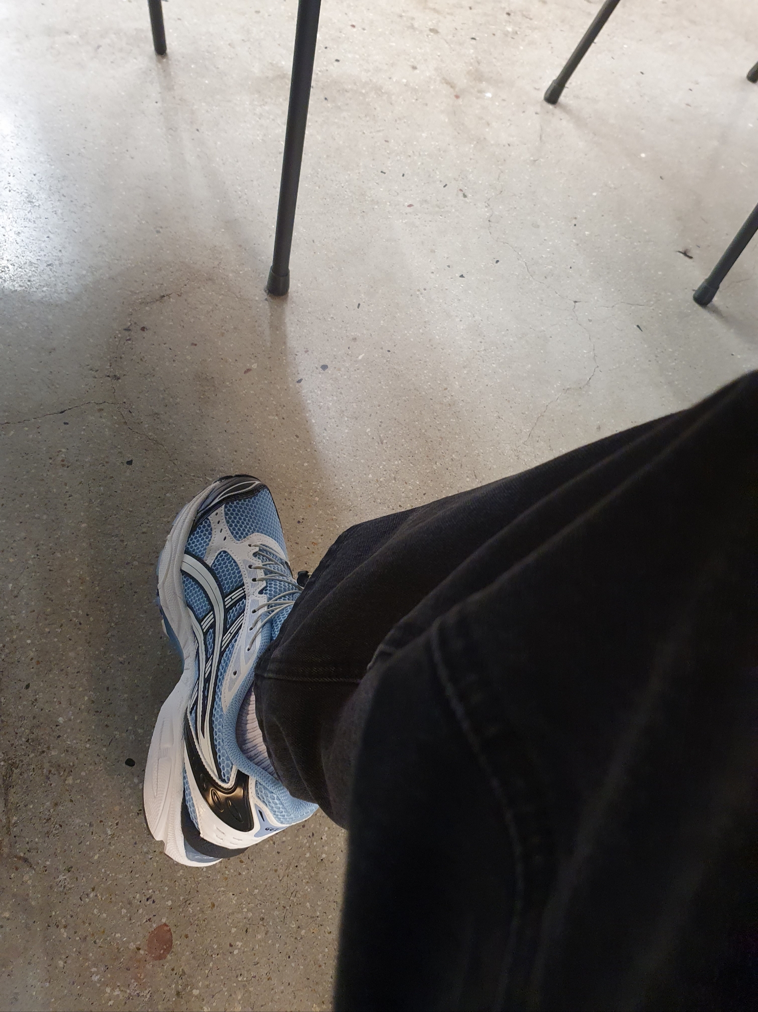 Asics Unlimited Gel-Kayano 14 Mist Cream 착용 스타일