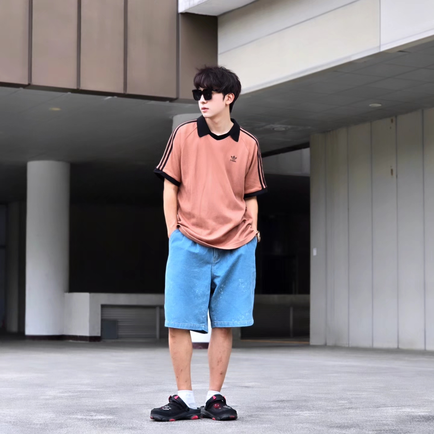 Adidas Adicolor Classics Waffle Polo Shirt Clay Strata - KR Sizing, Adidas Adicolor Classics Waffle Polo Shirt Clay Strata - US Sizing 착용 스타일 - 4