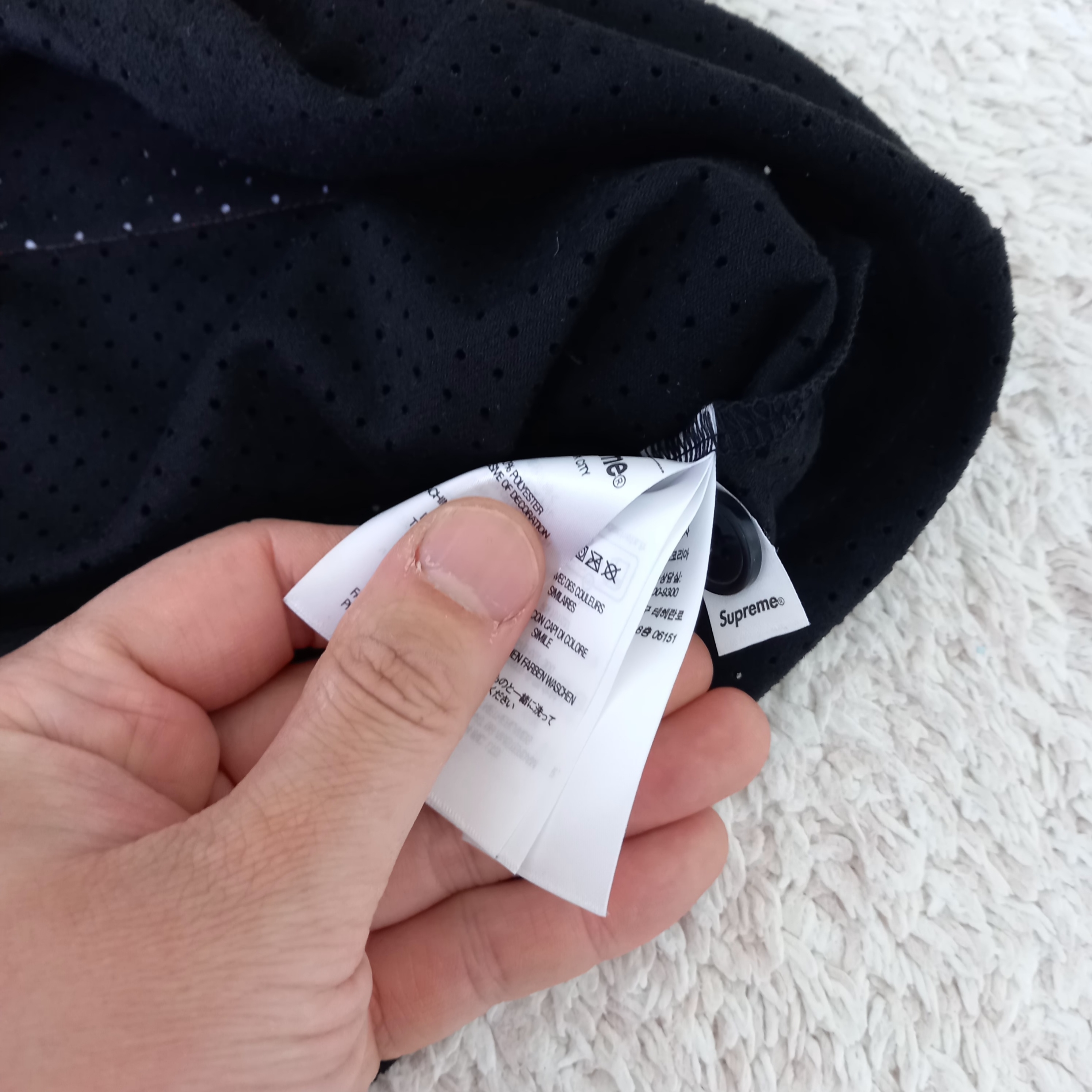 Supreme Ultrasuede Mesh Baseball Jersey Black - 24SS 착용 스타일 - 5