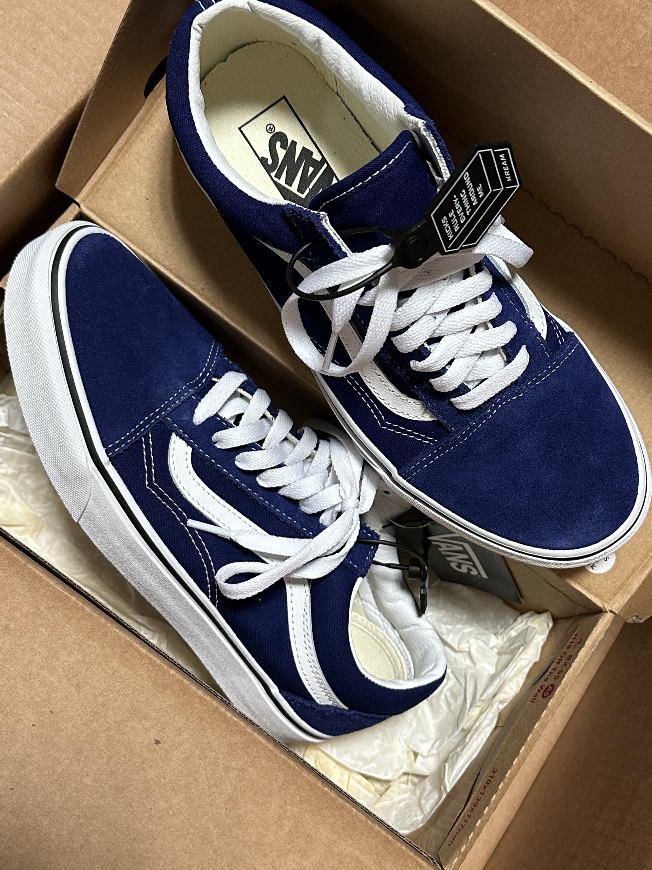 Vans Old Skool Color Theory Beacon Blue 착용 스타일 - 2