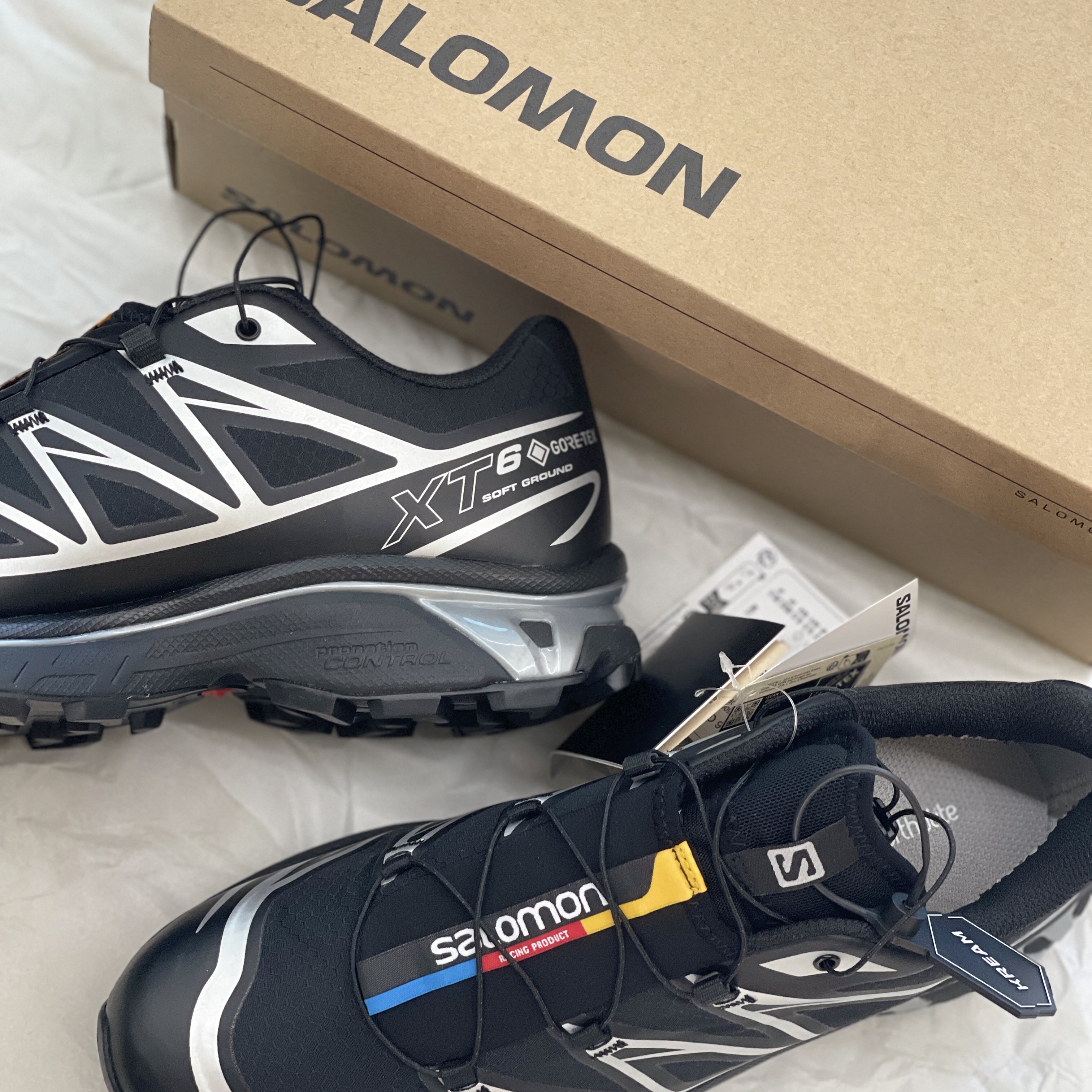 Salomon XT-6 GTX Black Silver 착용 스타일