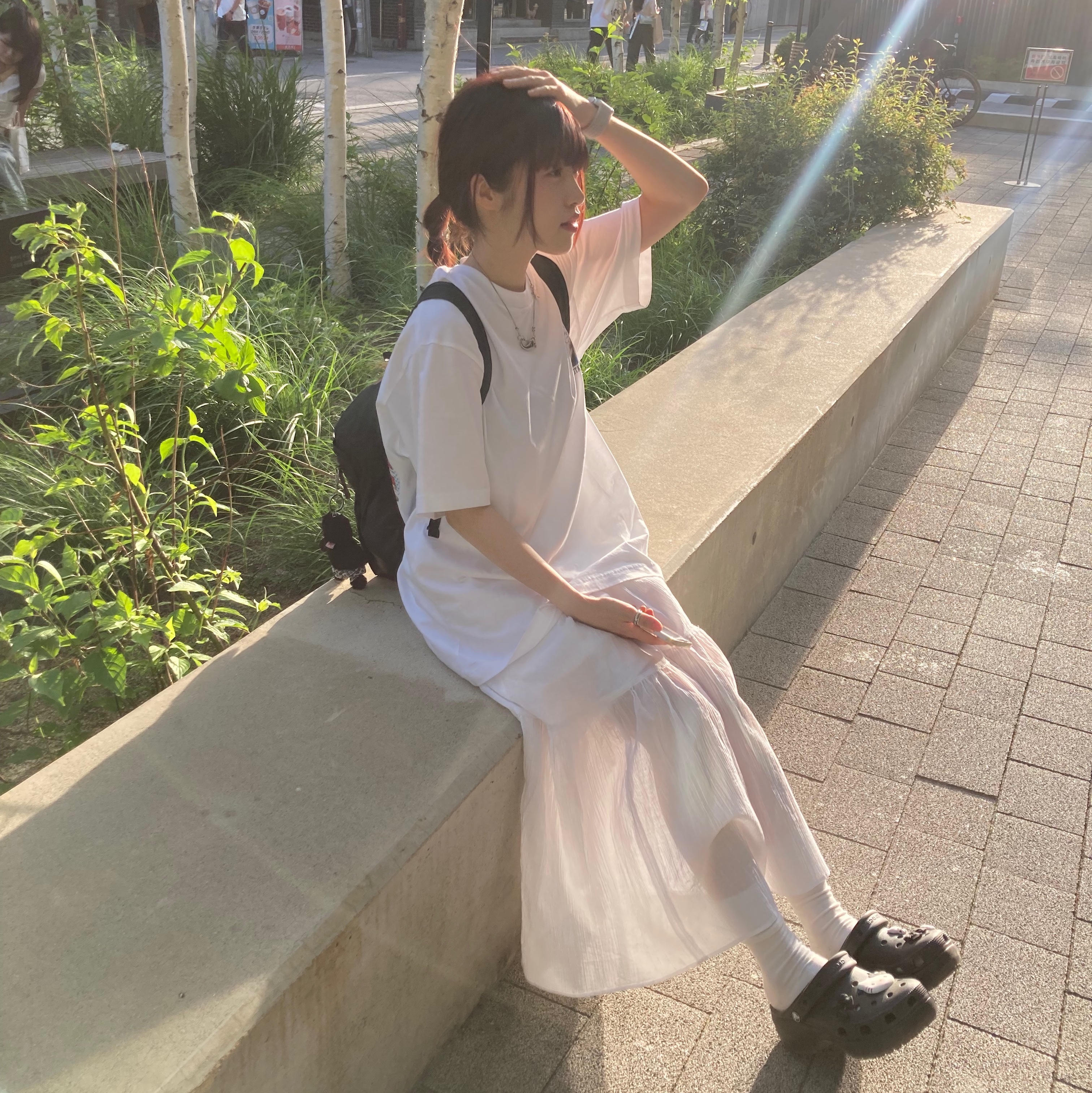 (W) Crocs Classic Platform Clog Black, Monamhee x 10 Corso Como Bianco Keyring Black 착용 스타일 - 1
