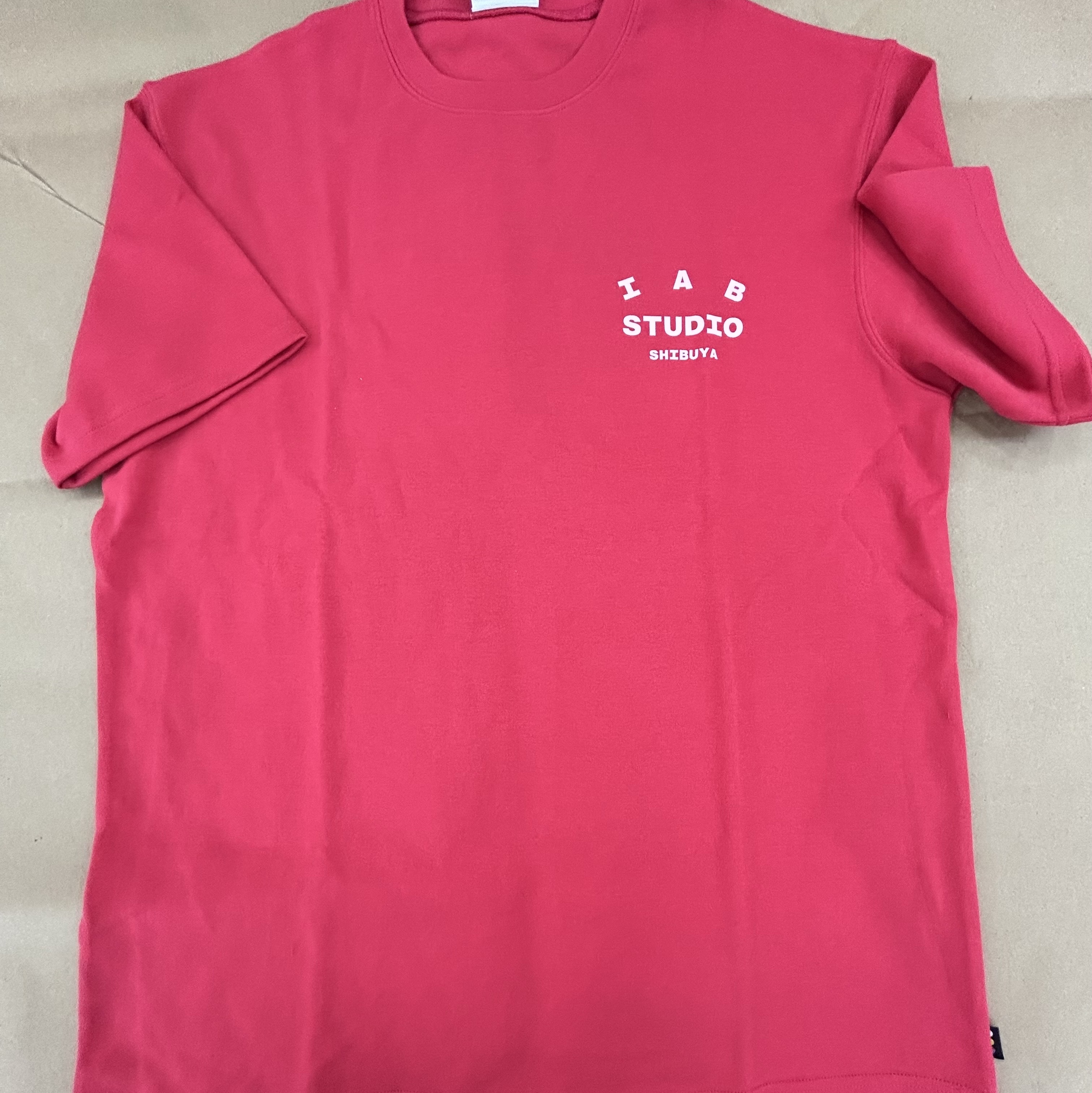 IAB Studio T-Shirt Tomato - Shibuya Exclusive 착용 스타일