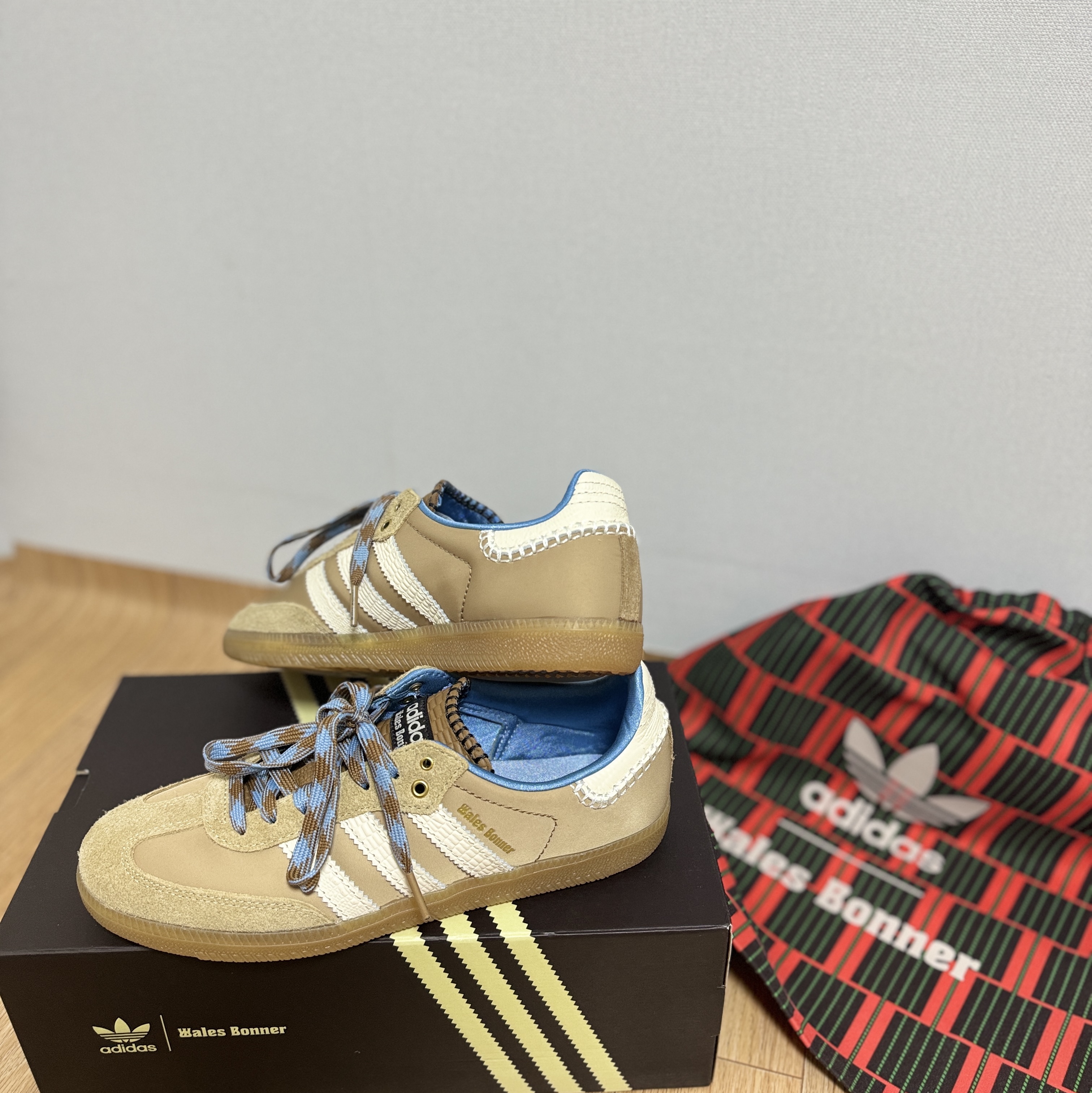 Adidas x Wales Bonner Samba Supplier Colour Wonder White 착용 스타일 - 1