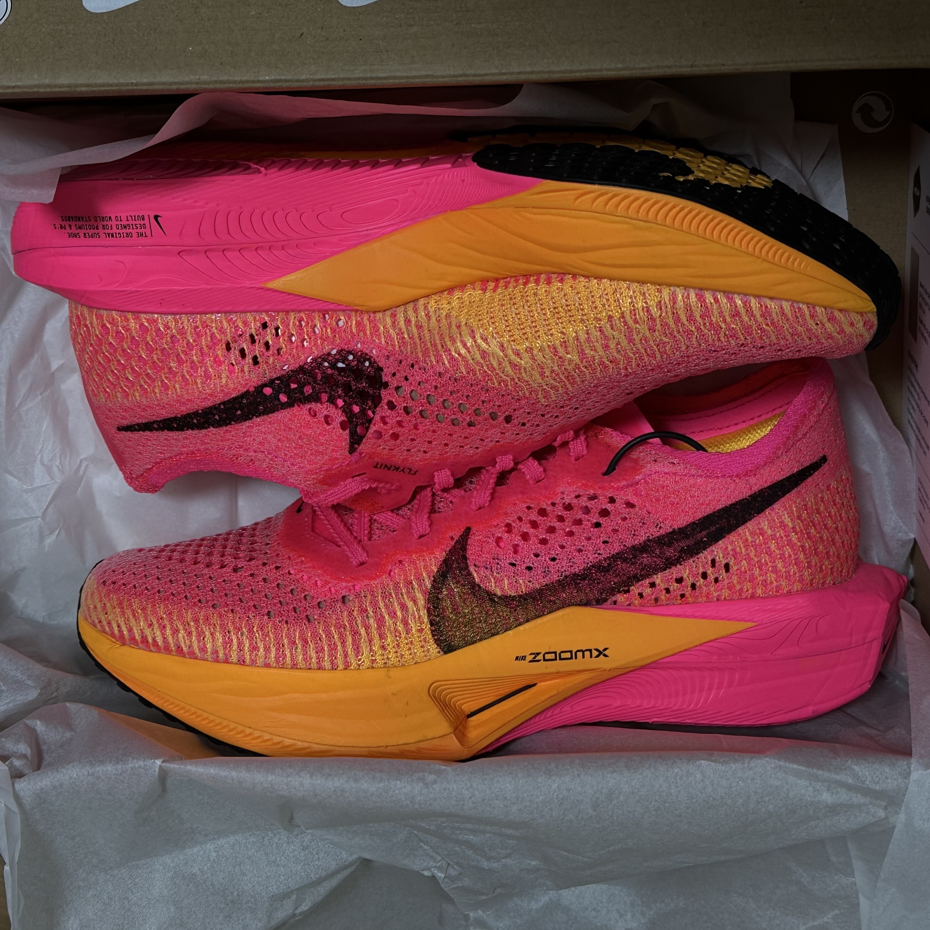 (W) Nike ZoomX Vaporfly Next% 3 Hyper Pink Laser Orange 착용 스타일