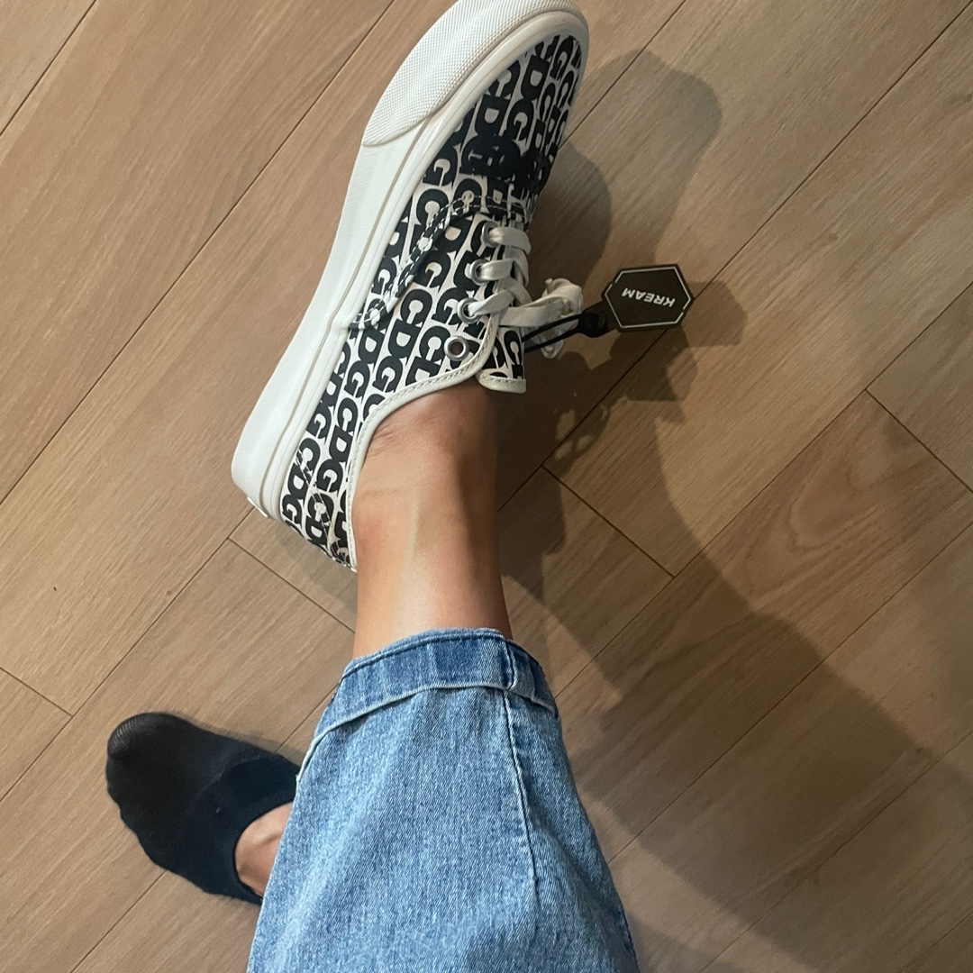 Vans Vault x CDG OG Authentic LX White Black 착용 스타일
