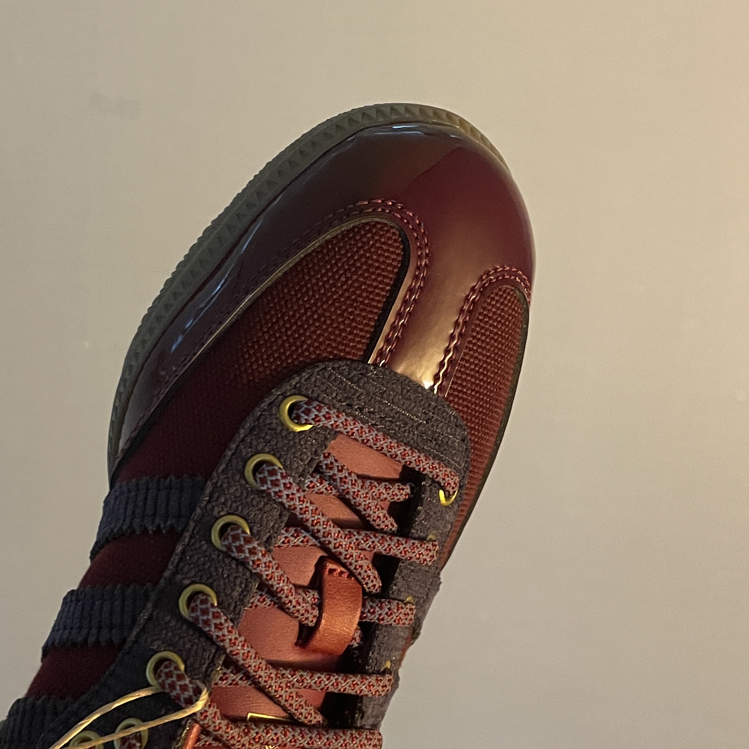 Adidas x Alwayth Samba OG Collegiate Burgundy Aurora Black 착용 스타일 - 2