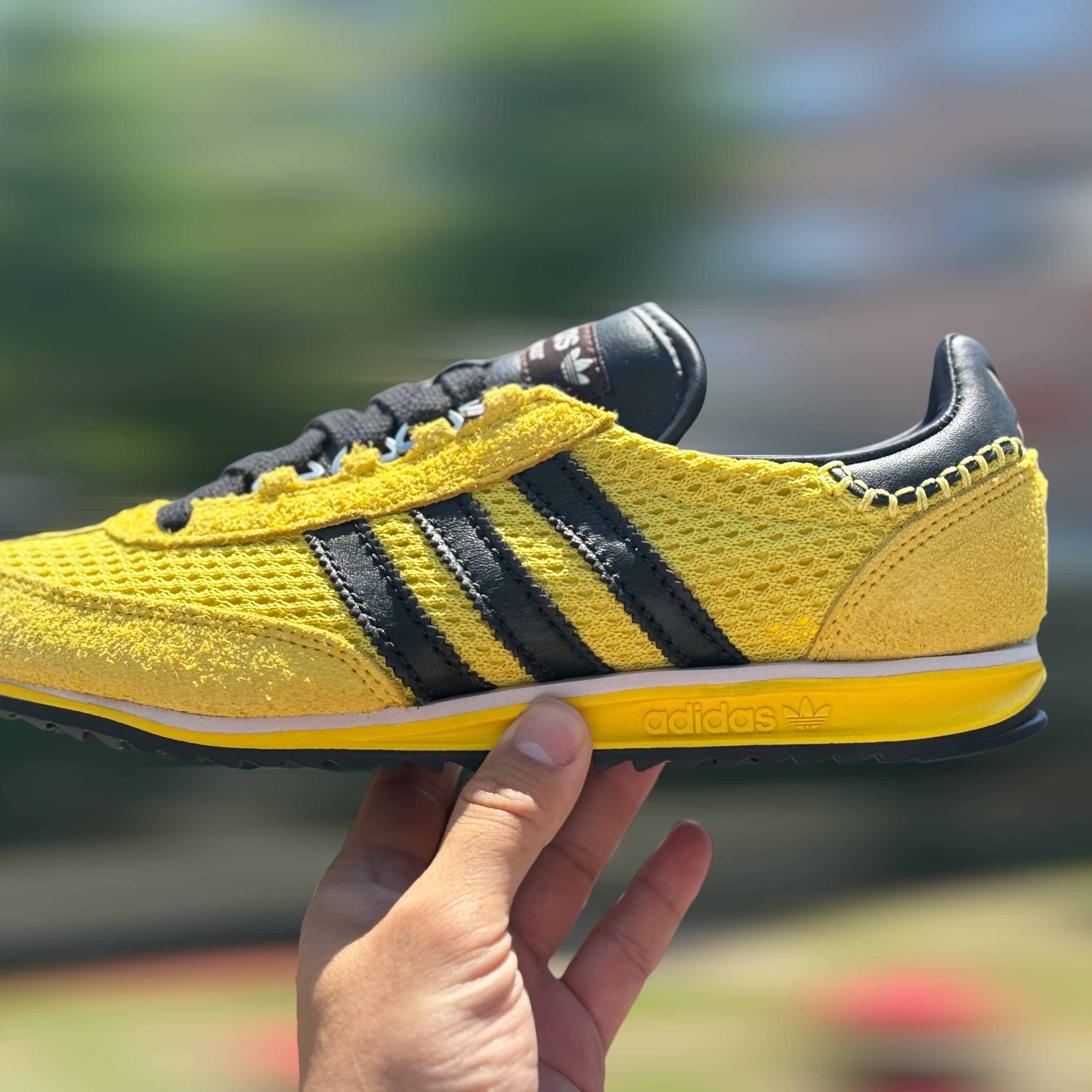 Adidas x Wales Bonner SL 76 Yellow Core Black 착용 스타일