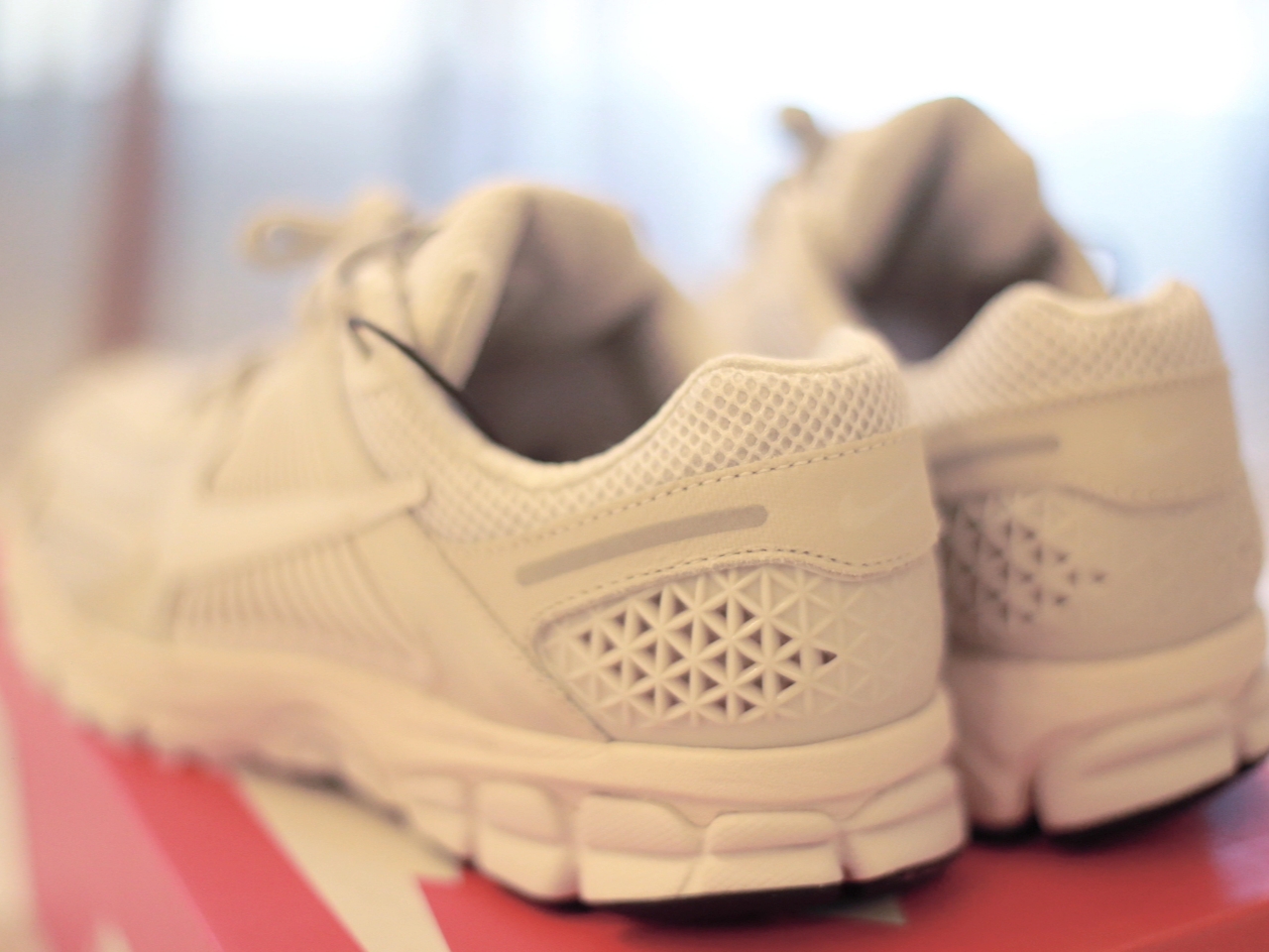 Nike Zoom Vomero 5 SP Vast Grey 2023 착용 스타일 - 3