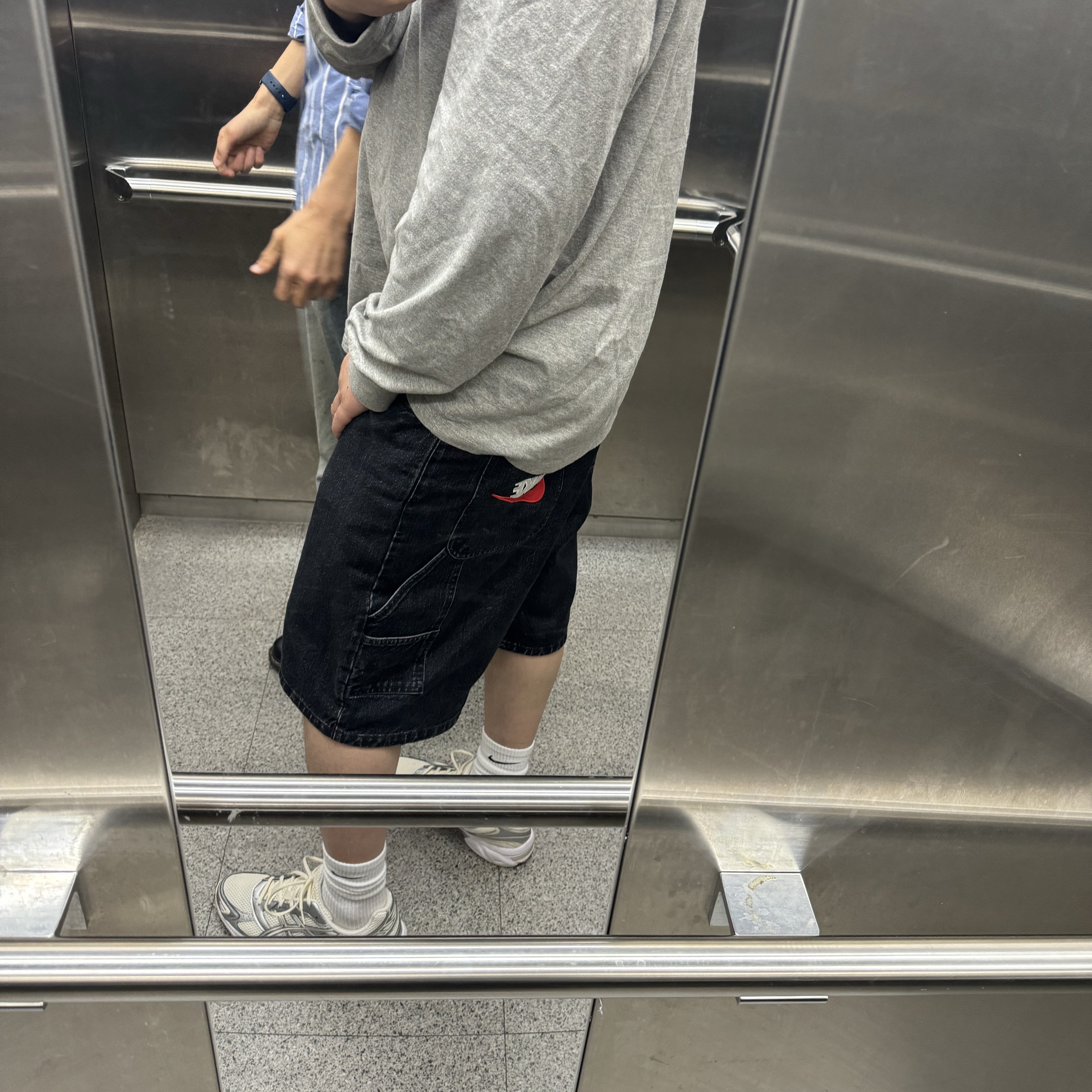 Supreme x Nike Denim Short Black - 24SS 착용 스타일