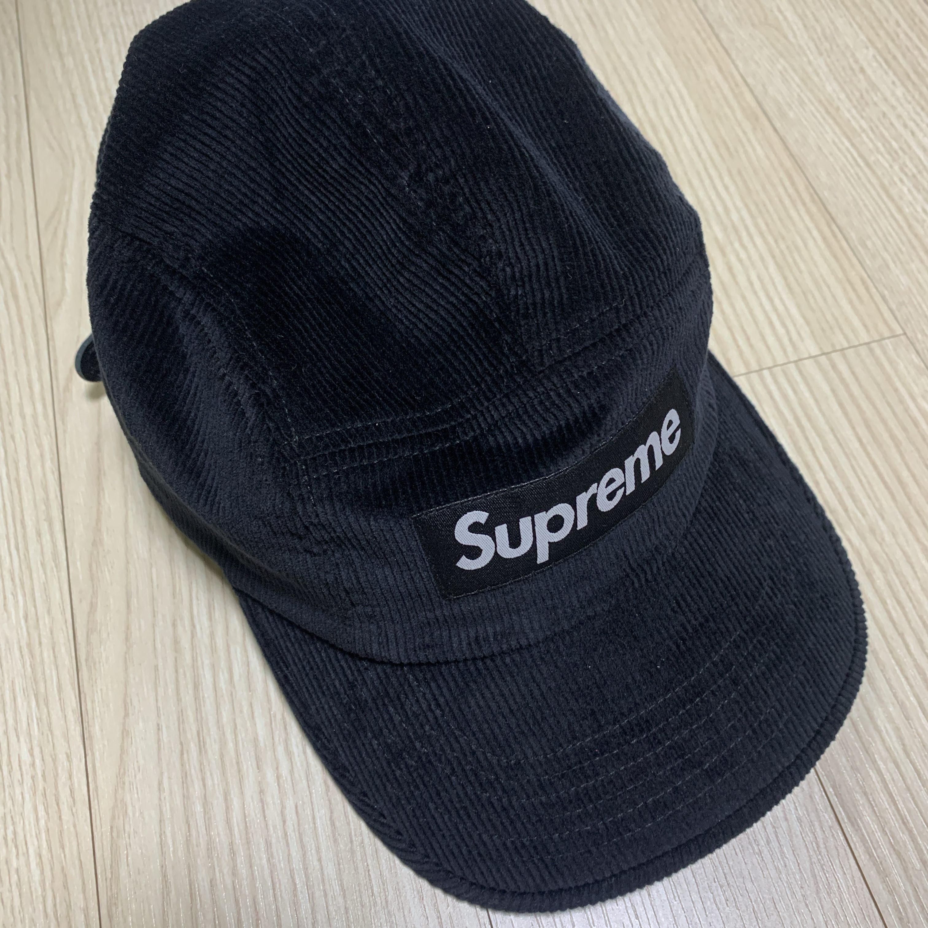 Supreme Corduroy Camp Cap Black - 22FW 착용 스타일