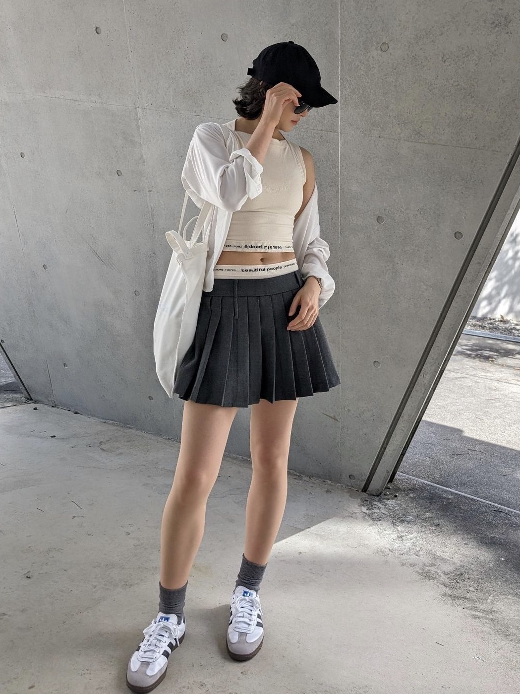 Beautiful People x WACOAL MEN Women BP Boxer Tops Black, Beautiful People x WACOAL MEN Women BP Boxer Tops Dark Brown 착용 스타일 - 2