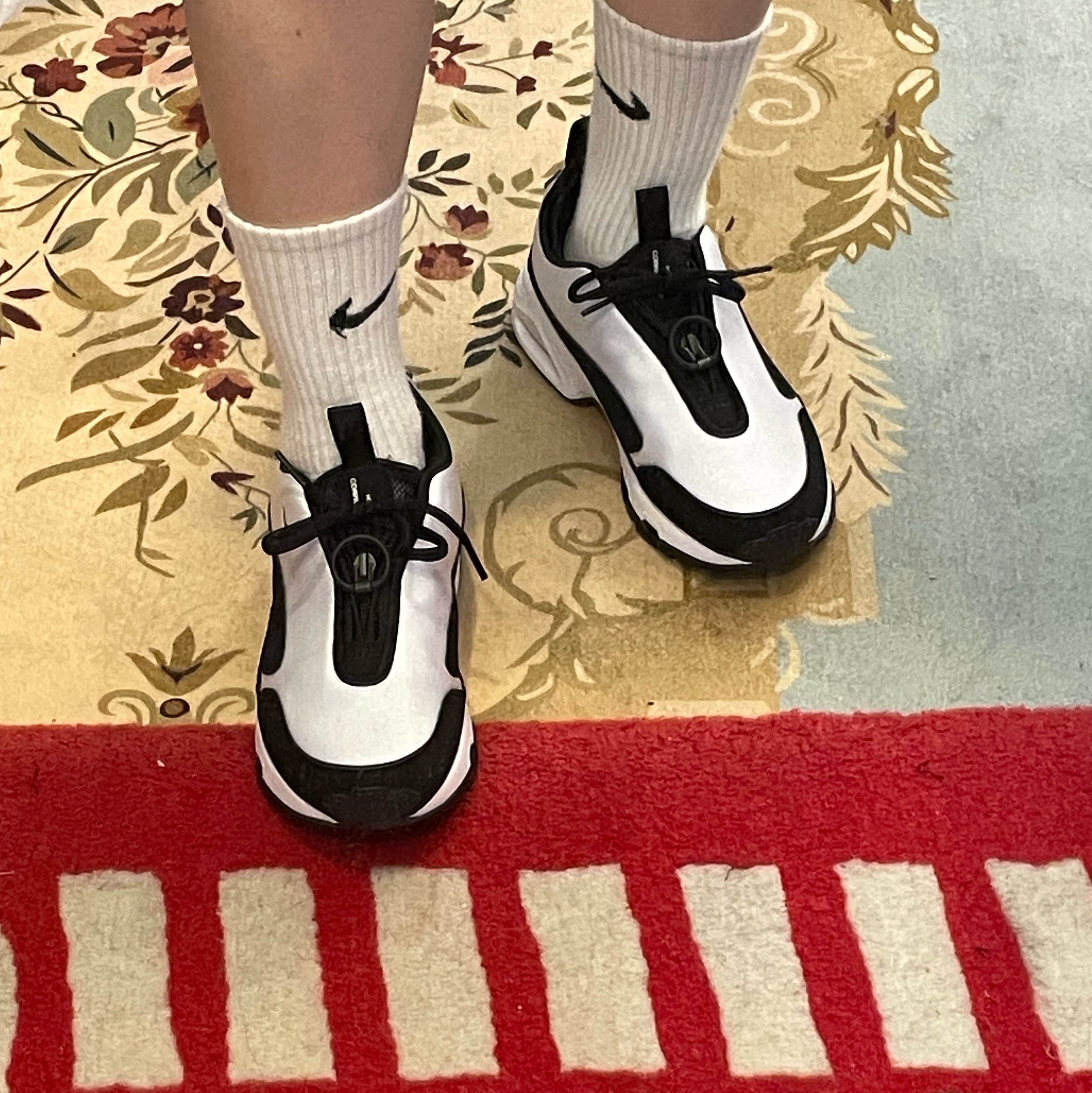 Nike x Comme des Garcons Homme Plus Air Max Sunder SP White Black 착용 스타일 - 1