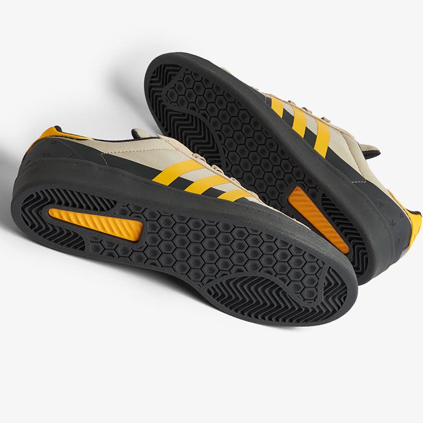 Adidas x Pop Trading Company Campus ADV Grey Active Gold 착용 스타일