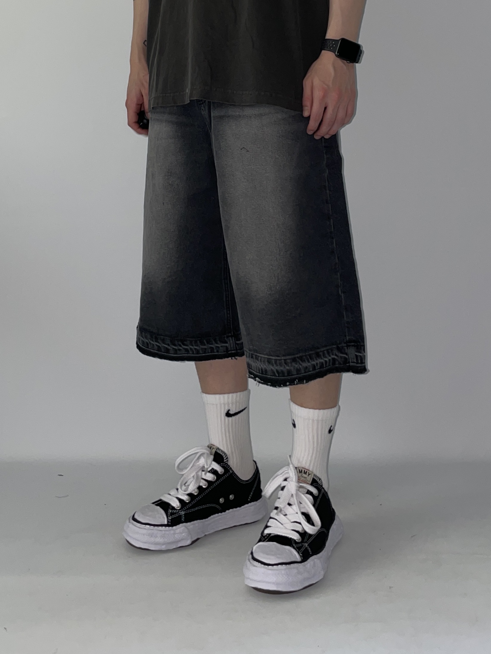 Maison Mihara Yasuhiro Peterson23 OG Sole Canvas Low-top Sneakers Black, Supreme Leopard Velvet Camp Cap Black - 24SS 착용 스타일 - 3