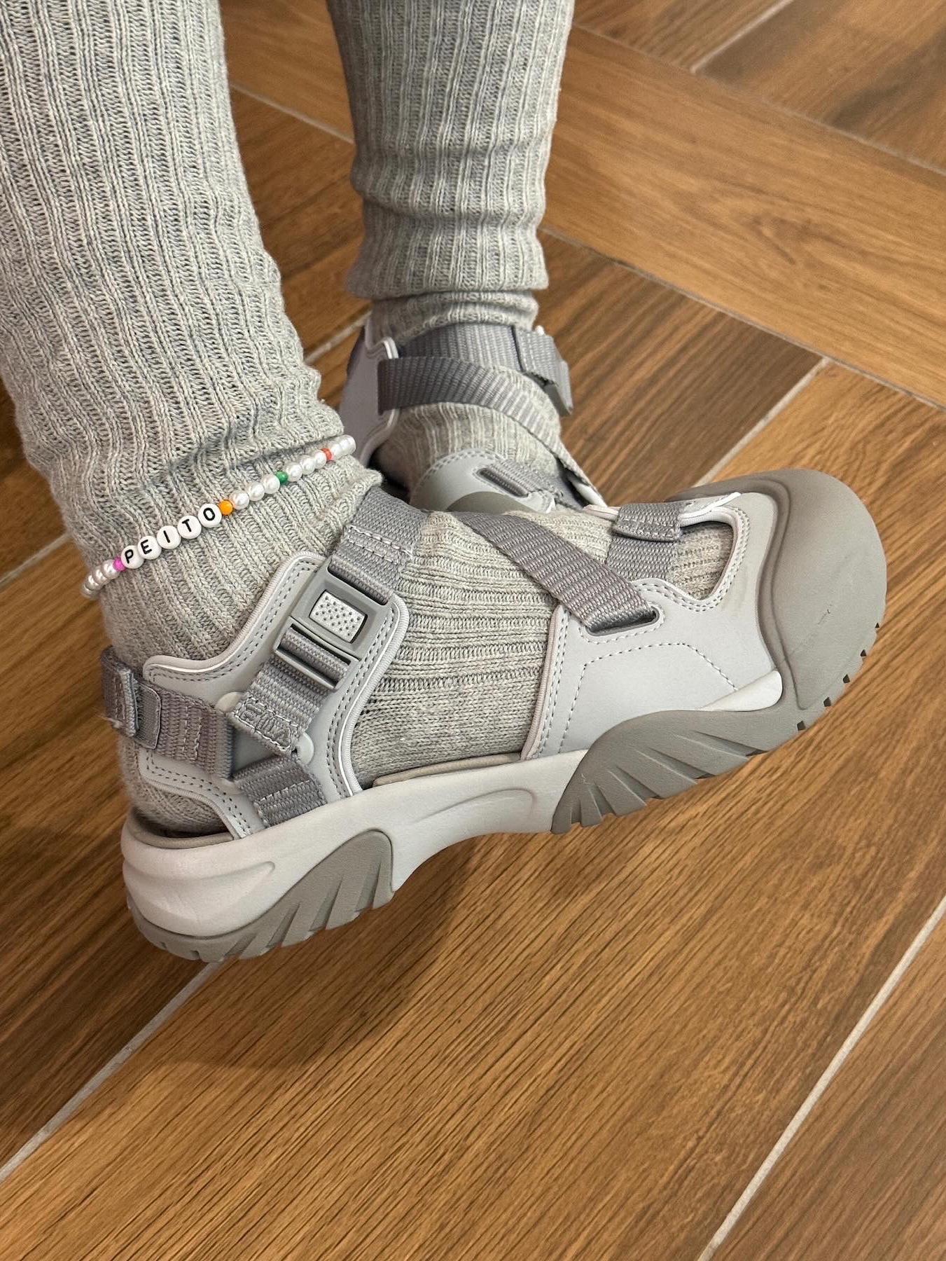 Fila Peito Sandal Grey, Marshall Major IV Black (Korean Ver.) 착용 스타일 - 9
