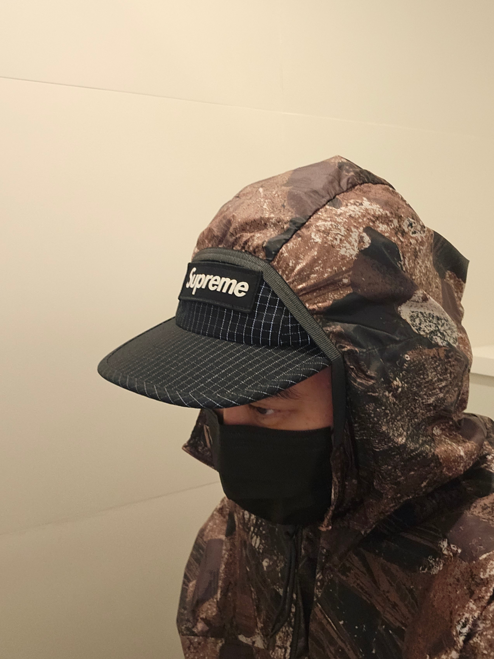 Supreme Reflective Ripstop Camp Cap Black - 24SS, Nike ACG Windproof Cinder Cone Jacket Ironstone - US/EU 착용 스타일 - 2