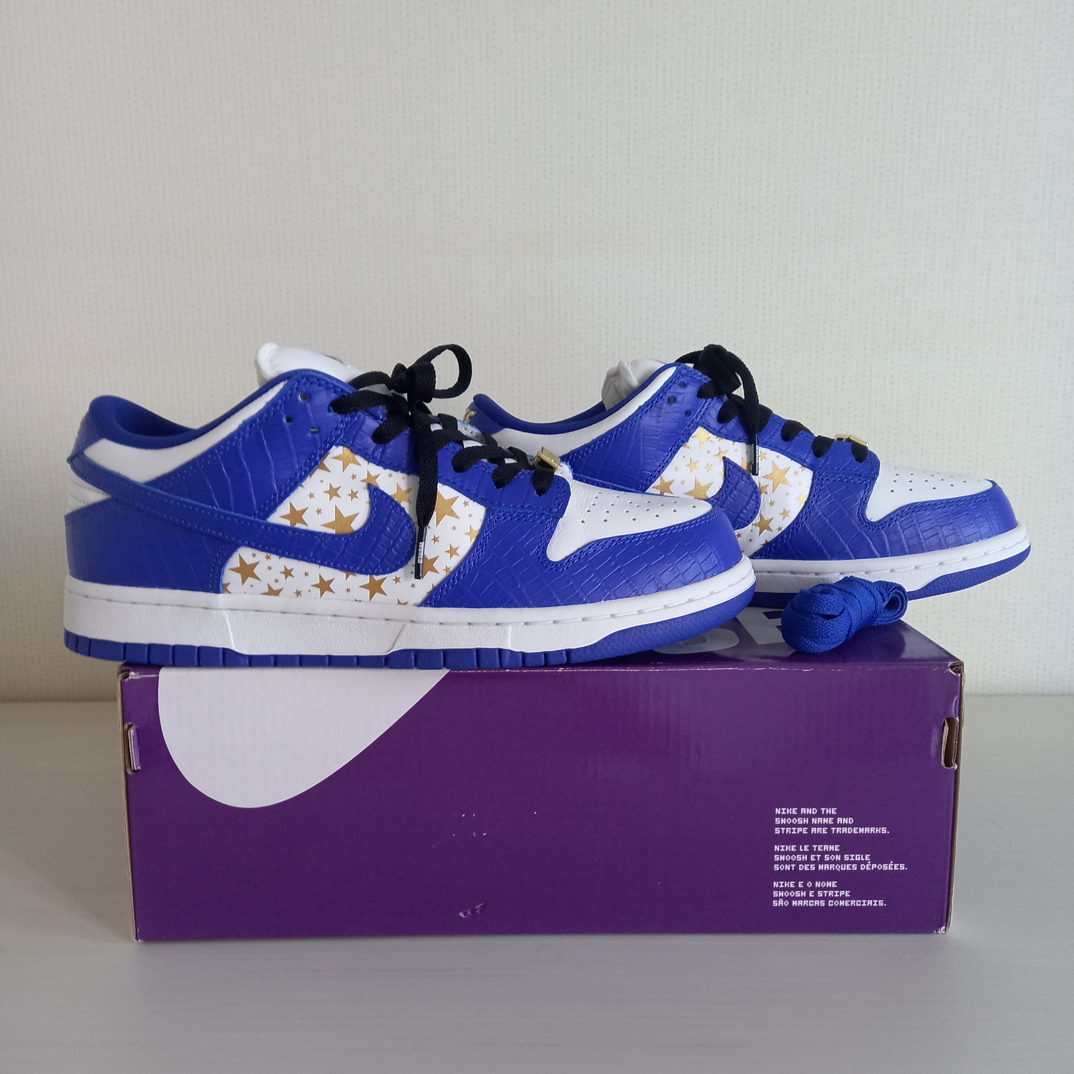 Nike x Supreme SB Dunk Low Hyper Blue 착용 스타일 - 4