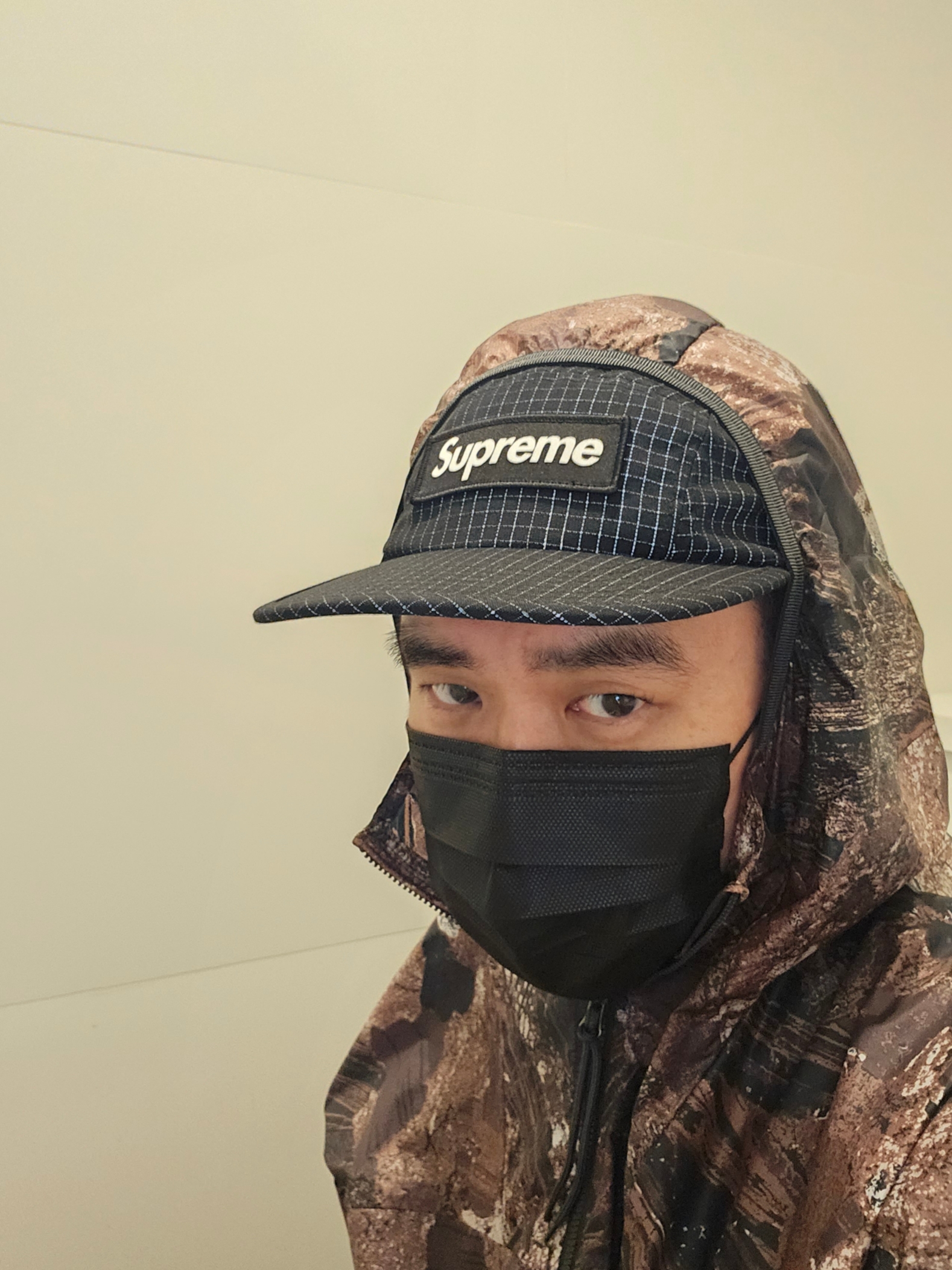 Supreme Reflective Ripstop Camp Cap Black - 24SS, Nike ACG Windproof Cinder Cone Jacket Ironstone - US/EU 착용 스타일 - 3
