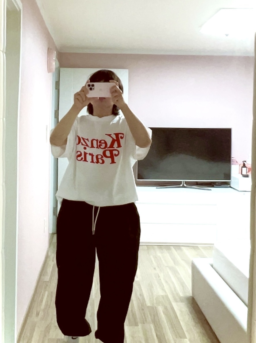 Kenzo x Verdy Oversize T-Shirt Off White 착용 스타일