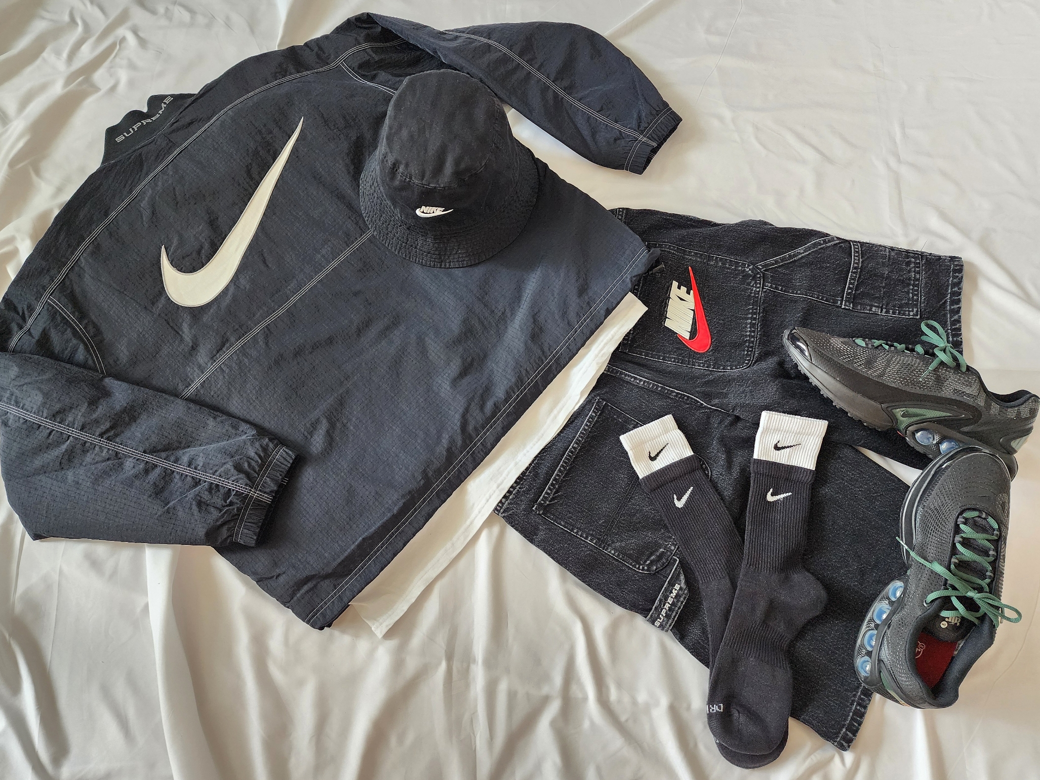 Supreme x Nike Ripstop Pullover Black - 24SS, Supreme x Nike Denim Short Black - 24SS 착용 스타일 - 2
