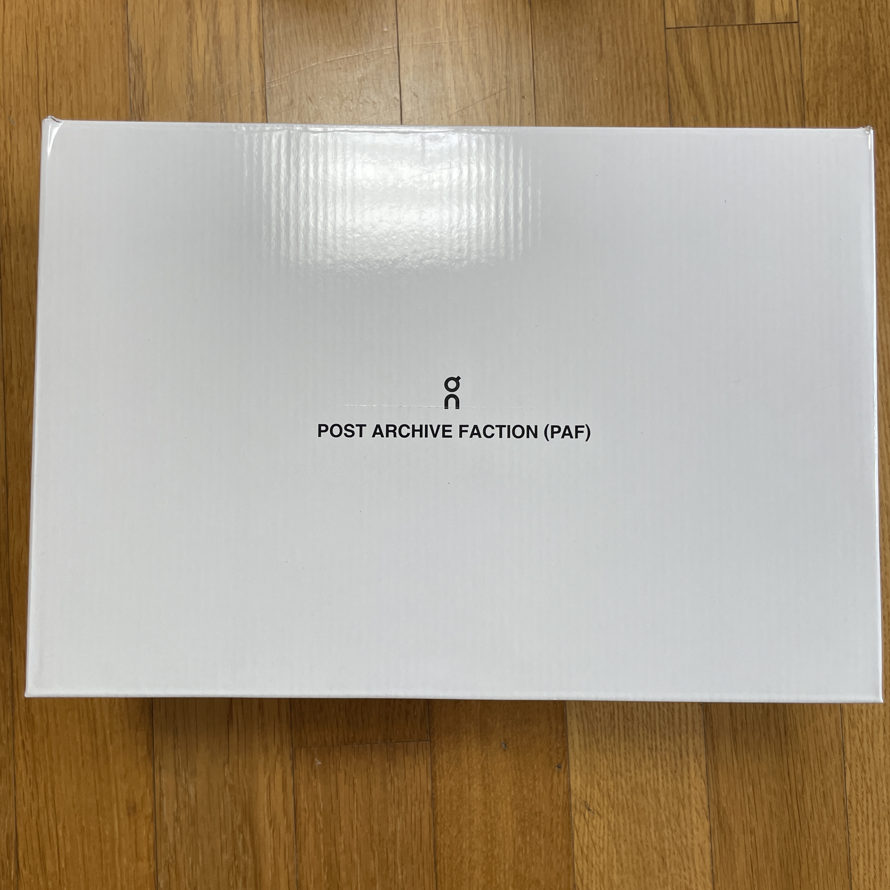 On Running x Post Archive Faction (Paf) Cloudmonster 2 Moondust Chalk 착용 스타일 - 3