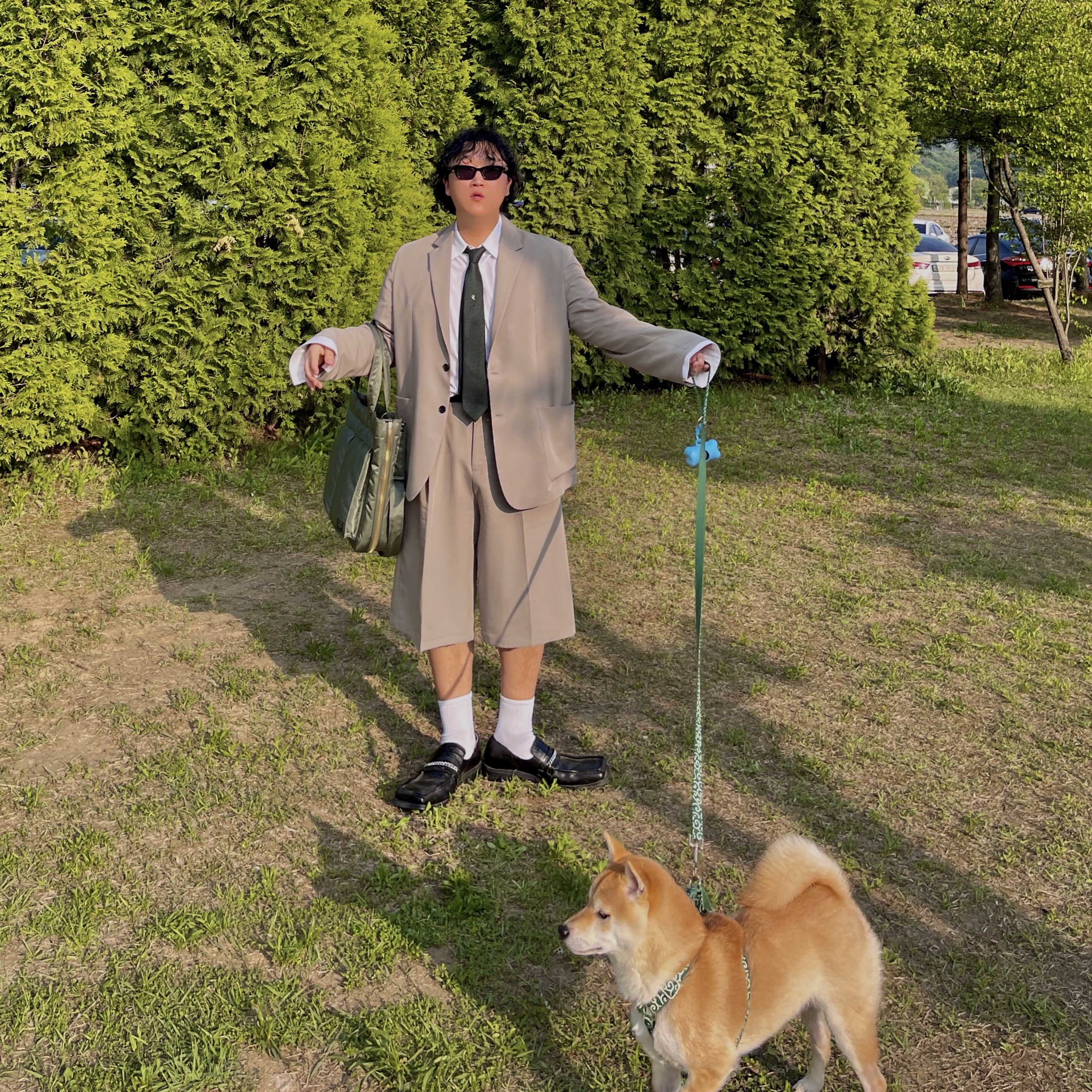 Porter Tanker 2Way Tote Bag Sage Green 착용 스타일 - 2