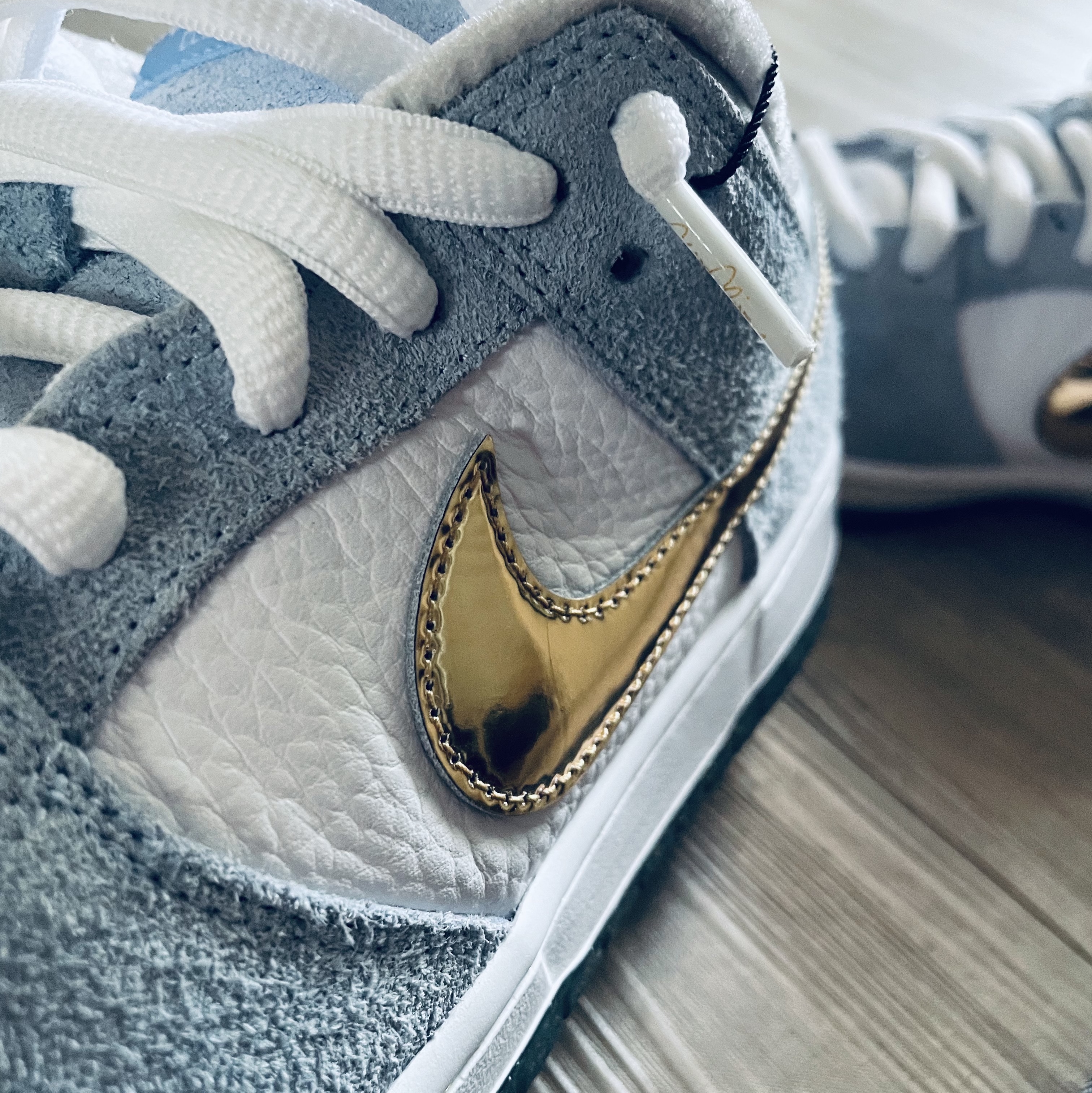 Nike x Sean Cliver SB Dunk Low Holiday Special 착용 스타일 - 1