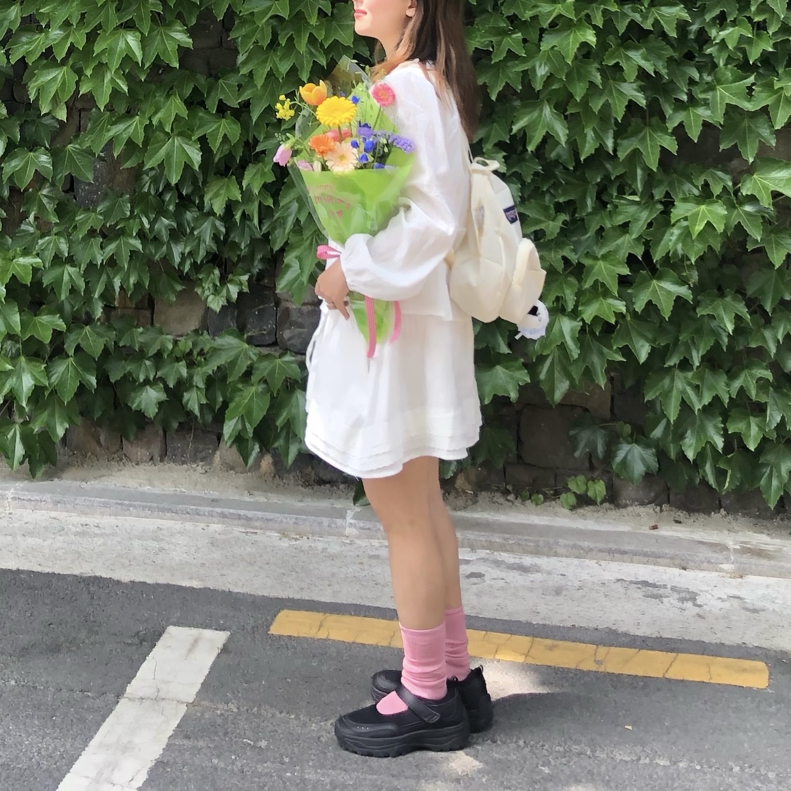 Jansport Half Pint Mini Backpack Coconut 착용 스타일