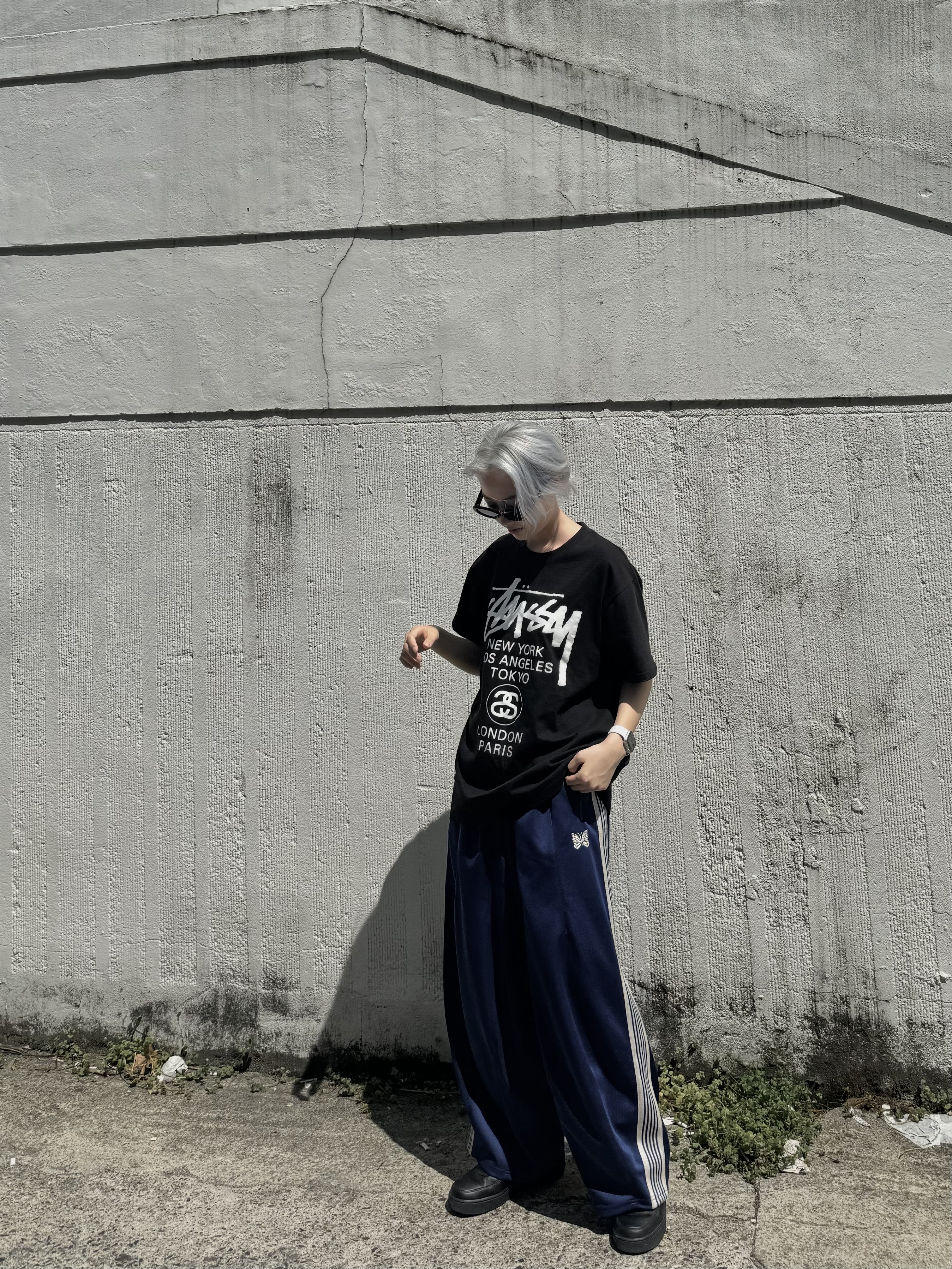 Needles H.D. Track Pants Poly Smooth Royal 착용 스타일 - 1