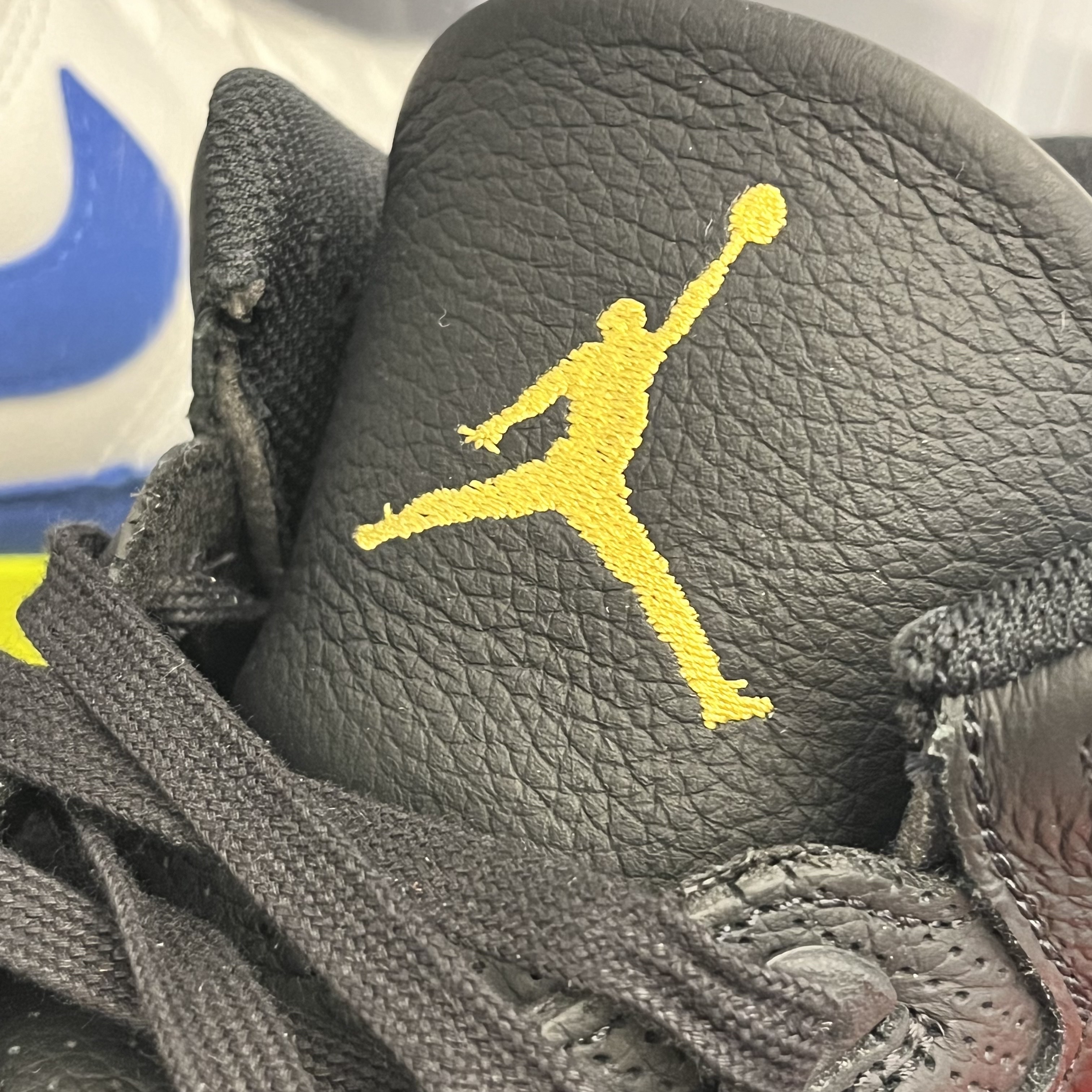 Jordan 3 x J Balvin Retro SP Rio 착용 스타일 - 2