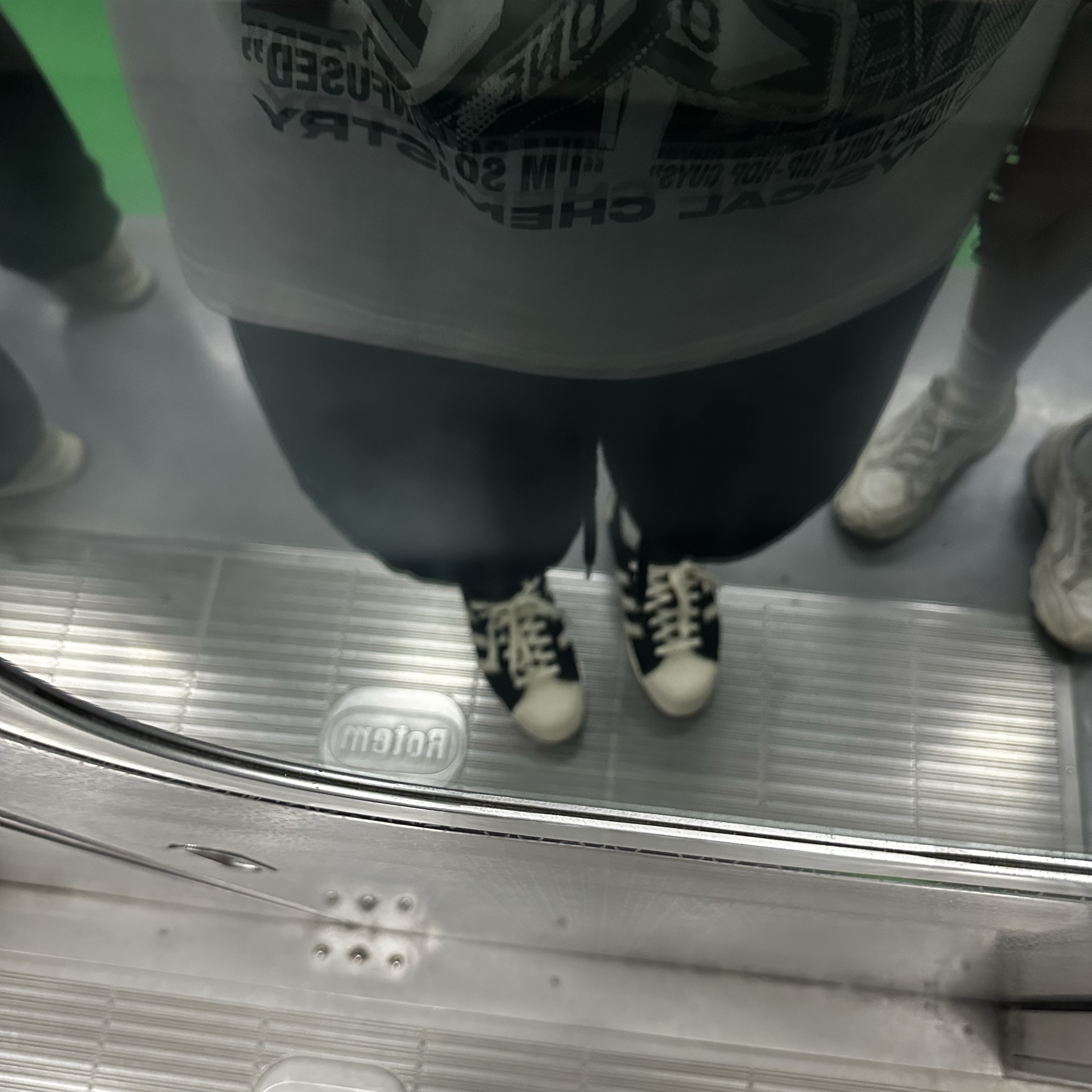 Adidas Superstar 82 Black White, Undermycar Mu.04 Anti Fxxking Logo Play Oversized Sweat Shorts Black 착용 스타일