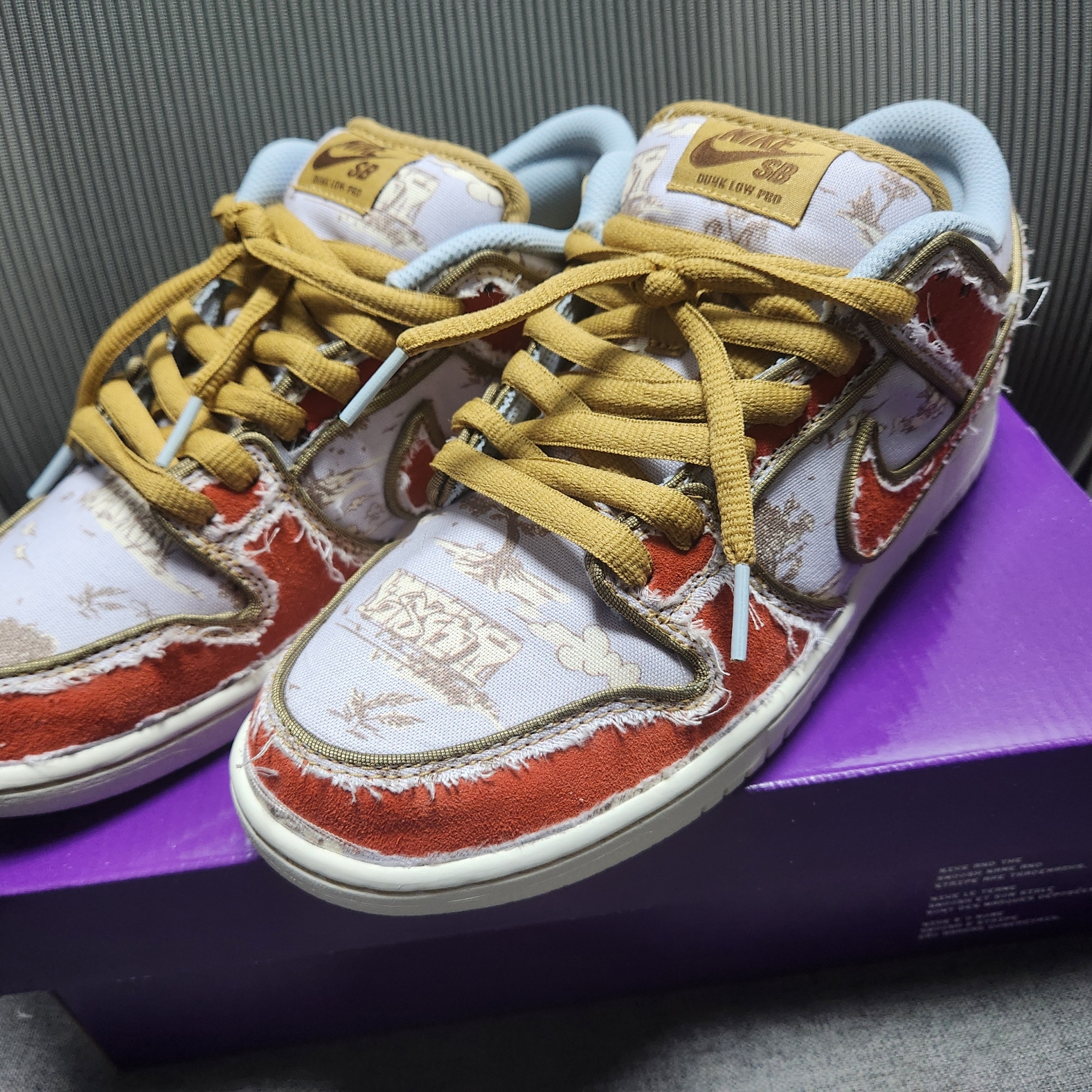 Nike SB Dunk Low Pro Premium Toile 착용 스타일 - 1