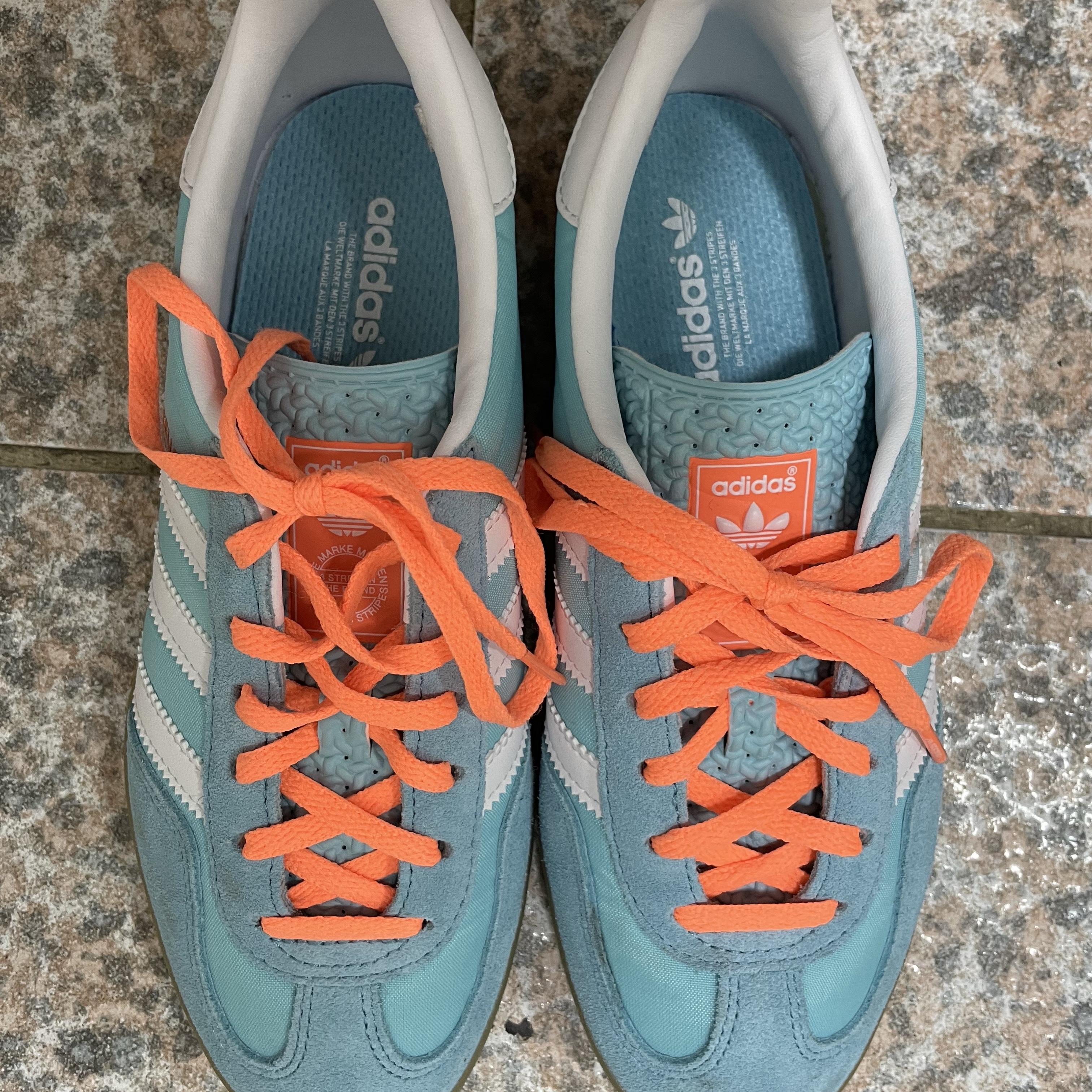 Adidas Gazelle Indoor Preloved Blue White 착용 스타일