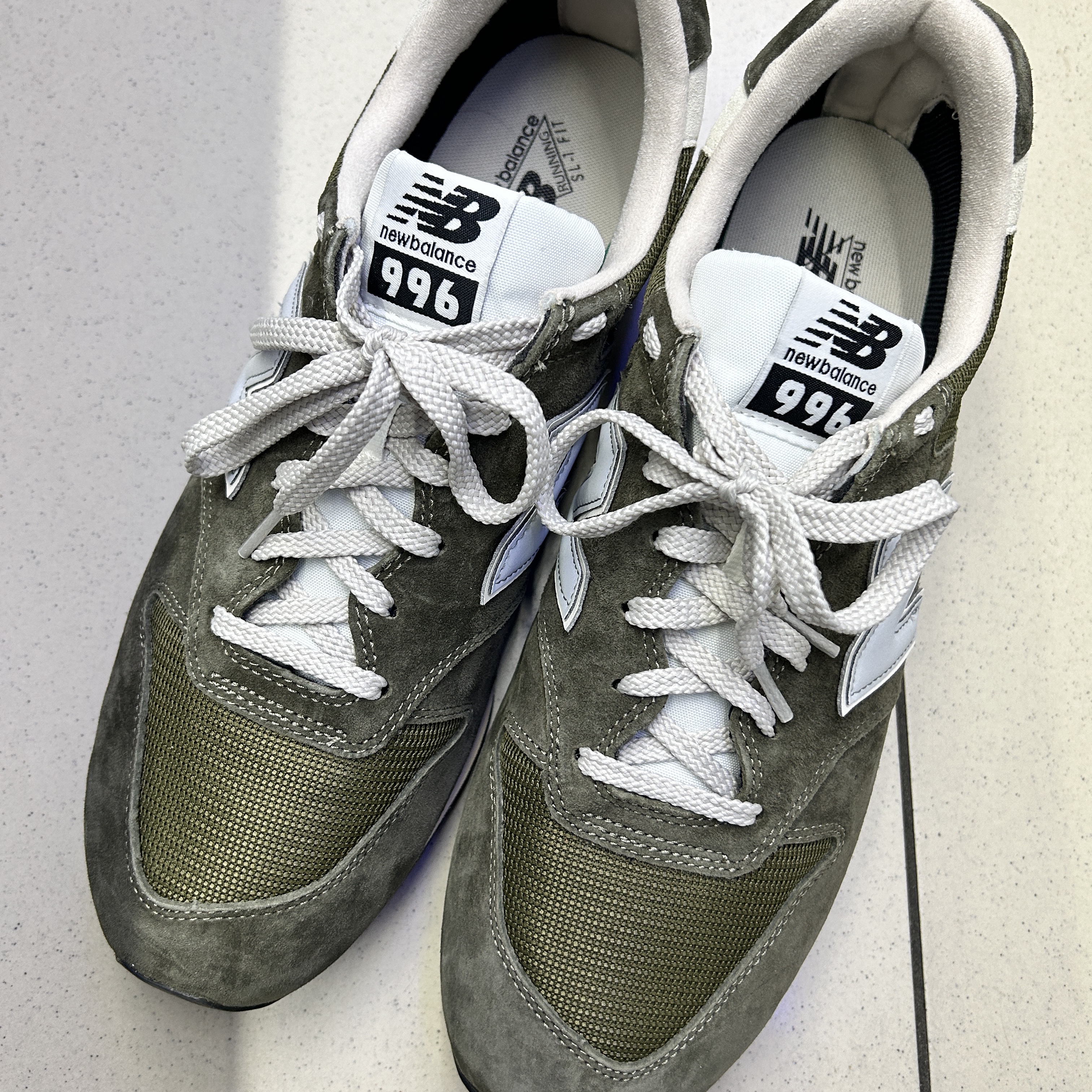 New Balance 996 Dark Green 착용 스타일
