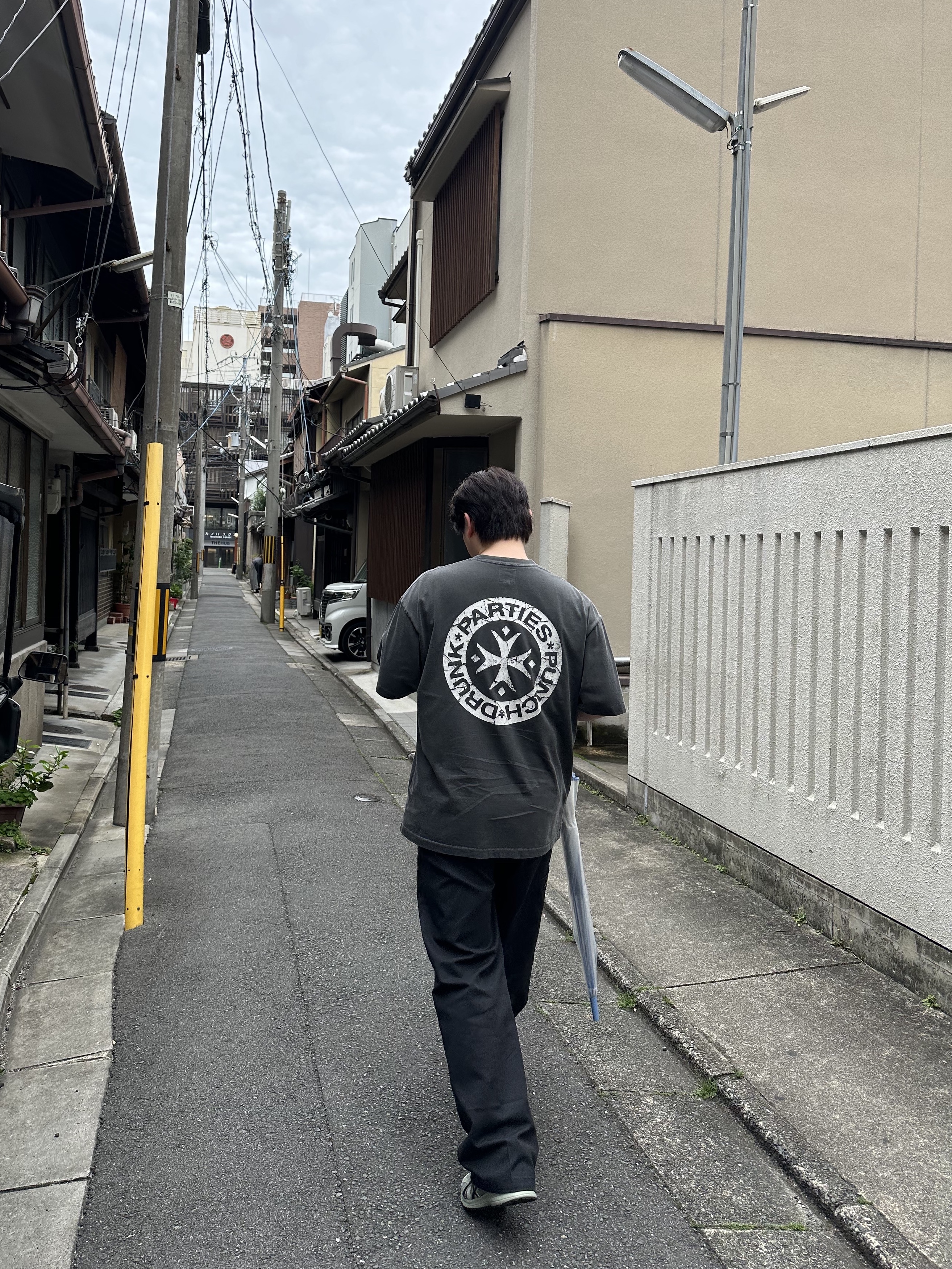 Punch Drunk Parties Hurt Logo Garment Dyed Tee Charcoal, Asics Jog 100 S Sheet Rock - 2E Wide 착용 스타일