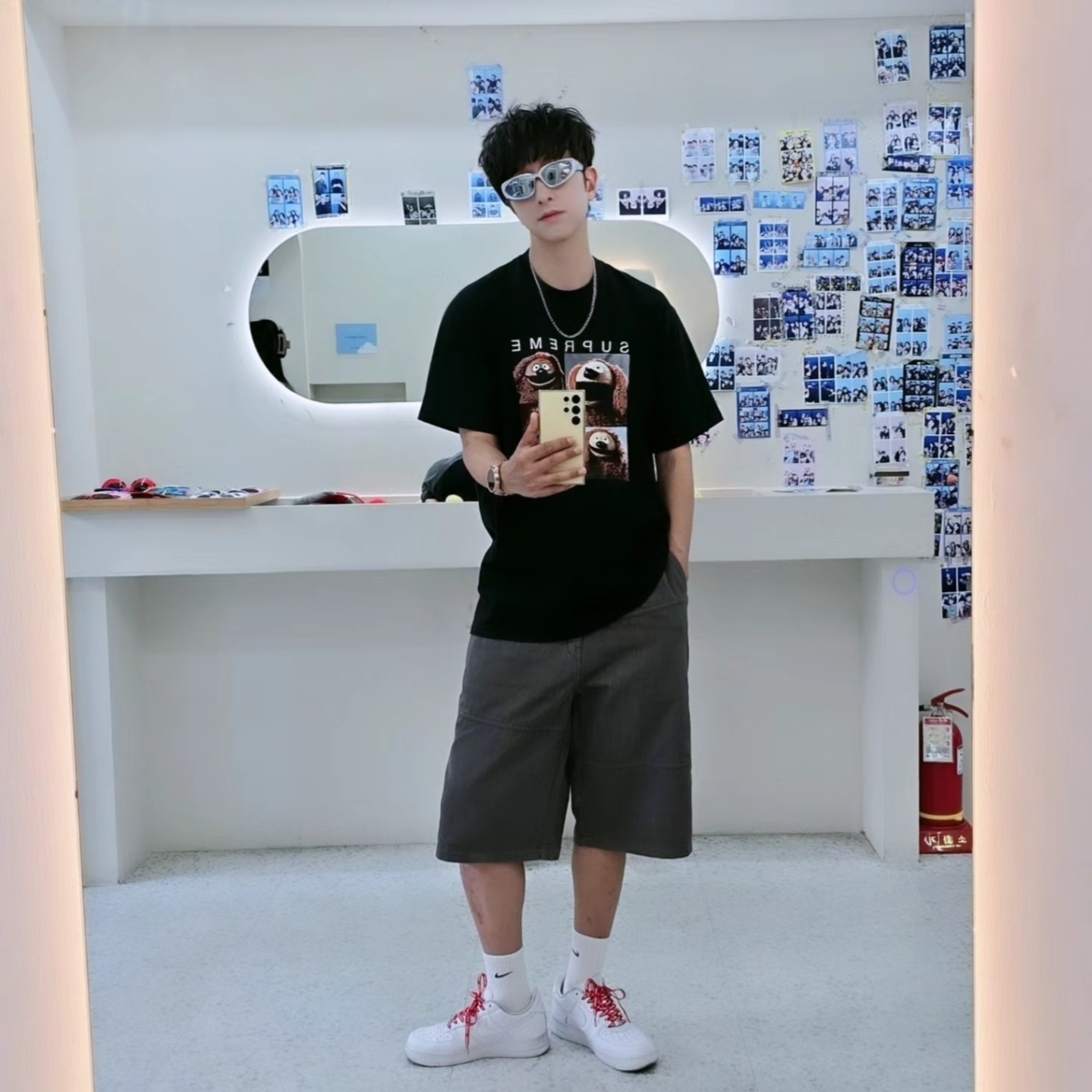 Supreme Rowlf T-Shirt Black - 24SS, Samsung Galaxy Watch6 44mm LTE Silver (Korean Ver.) 착용 스타일 - 10