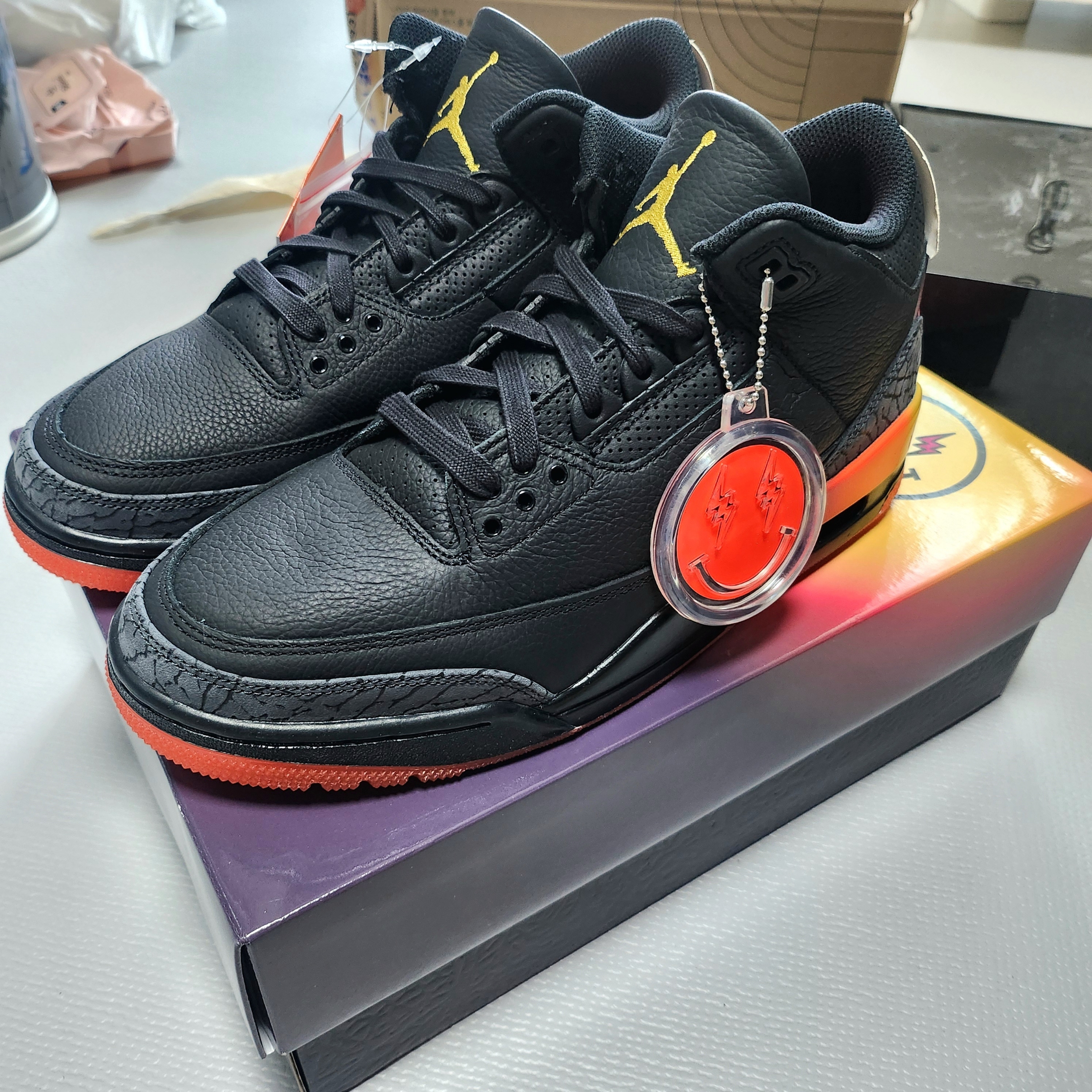 Jordan 3 x J Balvin Retro SP Rio 착용 스타일 - 3