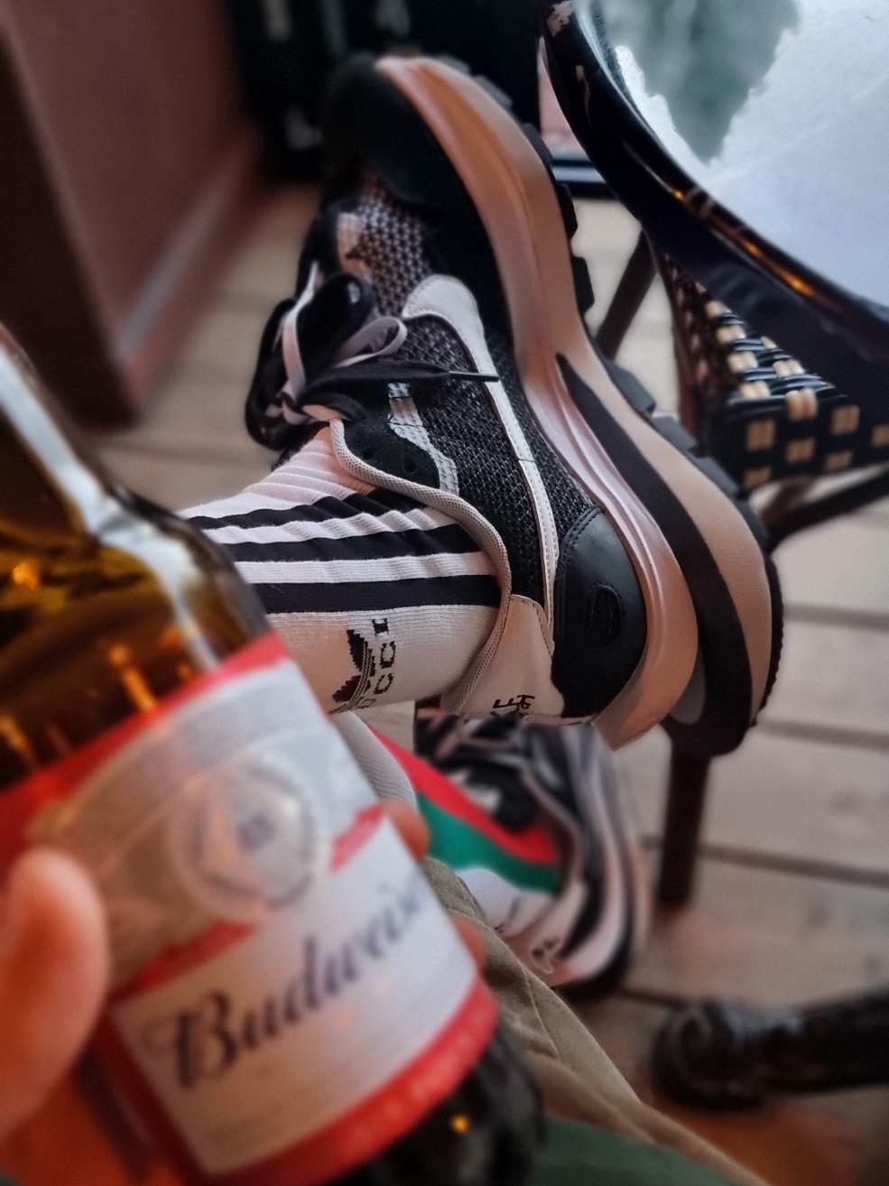 Nike x Sacai VaporWaffle Black White 착용 스타일 - 2