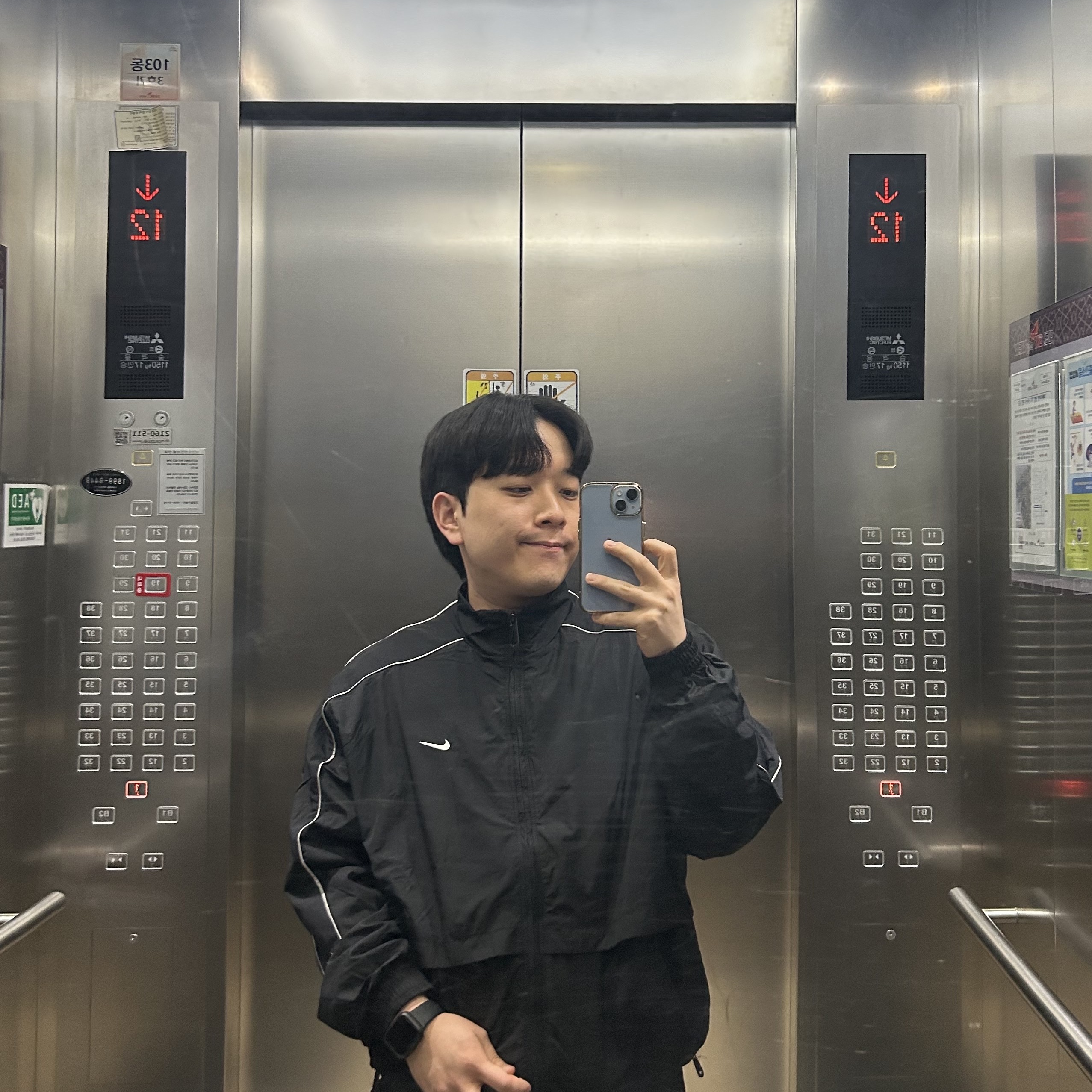 Nike NSW Solo Swoosh Woven Track Jacket Black - Asia 착용 스타일