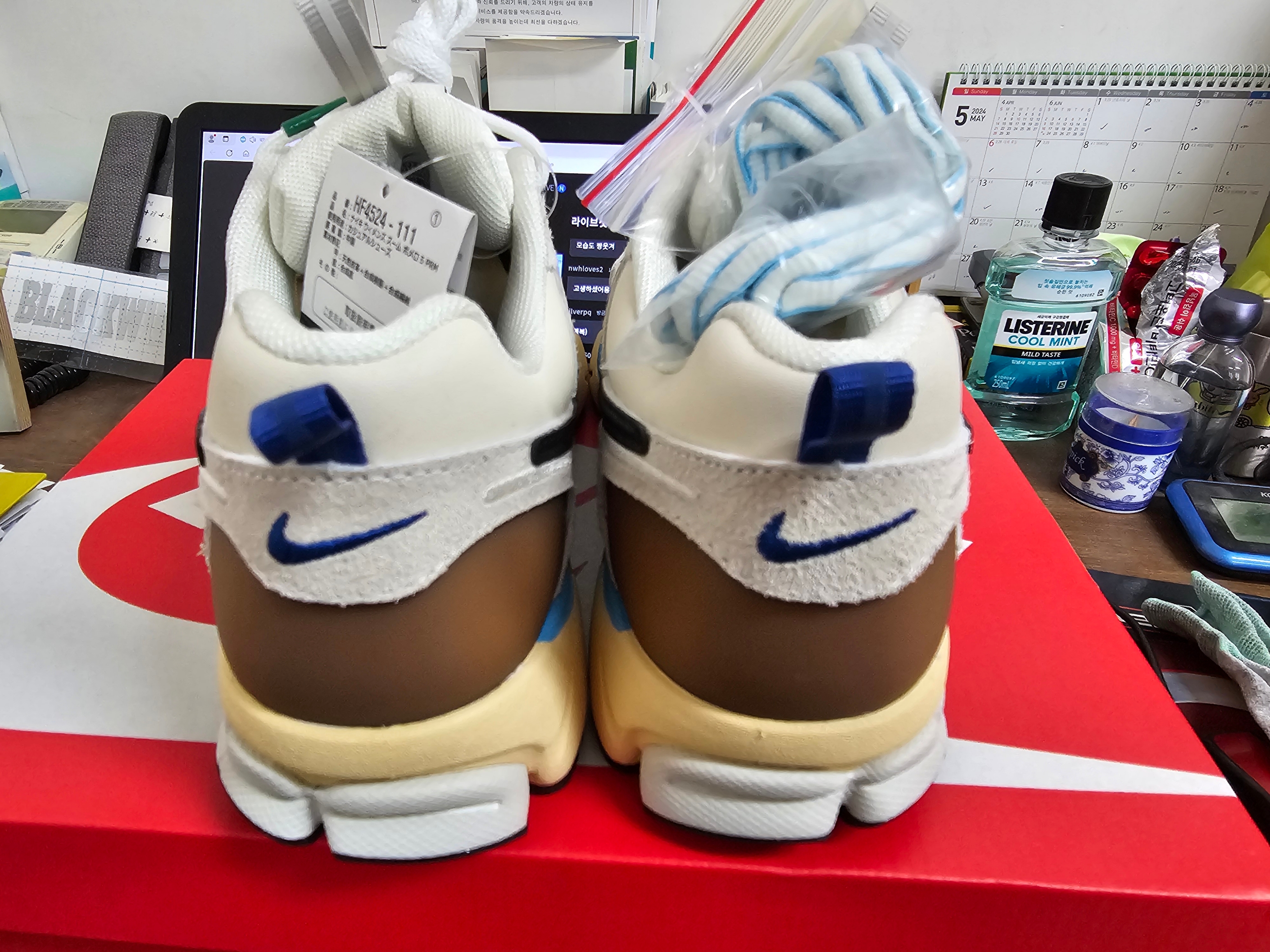 (W) Nike Zoom Vomero 5 PRM Designed by Japan 착용 스타일 - 2