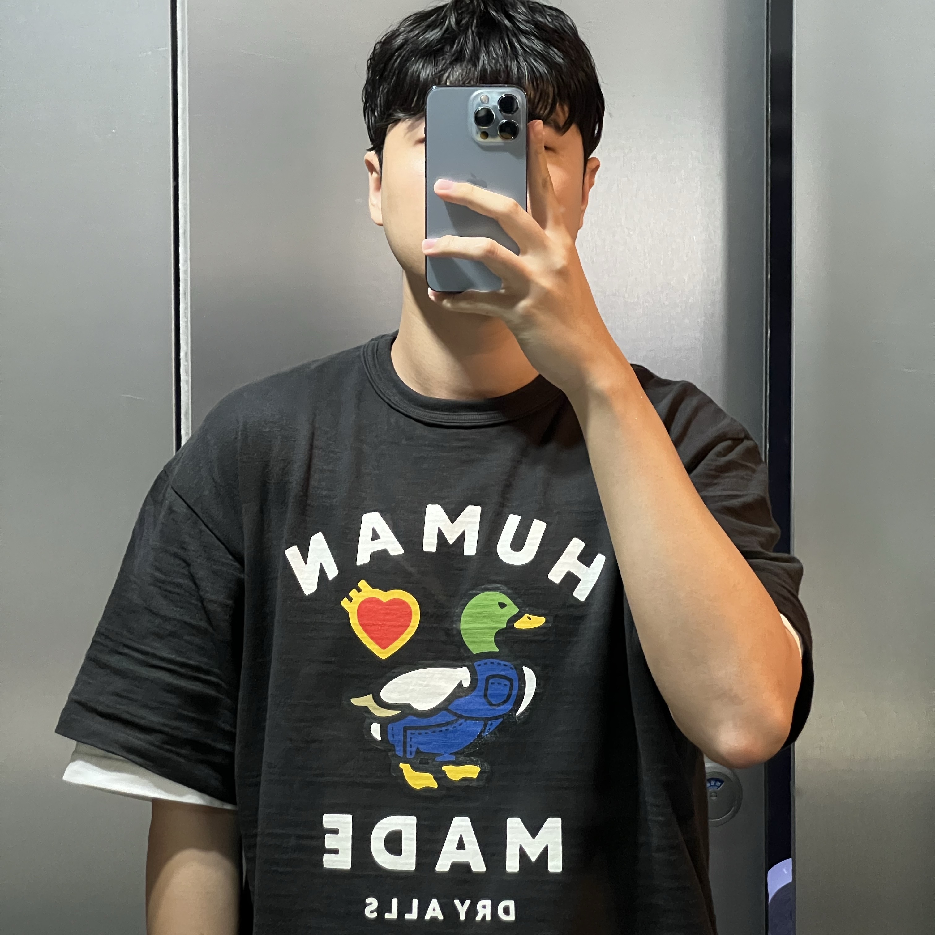 Human Made Graphic T-Shirt #05 Black 착용 스타일