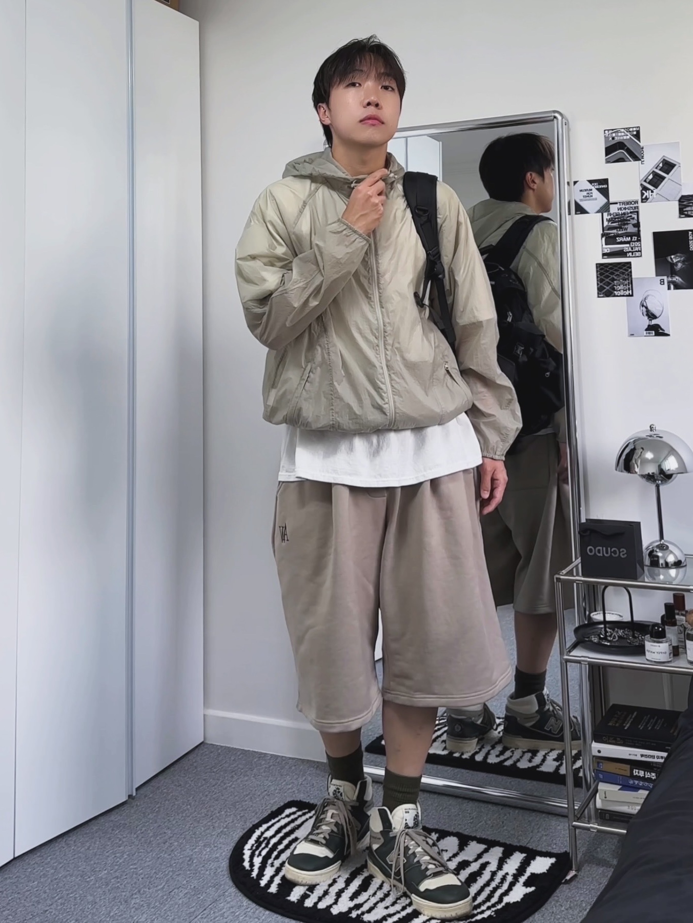 Stussy x Our Legacy Frame Pigment Dyed T-Shirt Natural, New Balance x Aime Leon Dore 650R Forest Green 착용 스타일 - 3