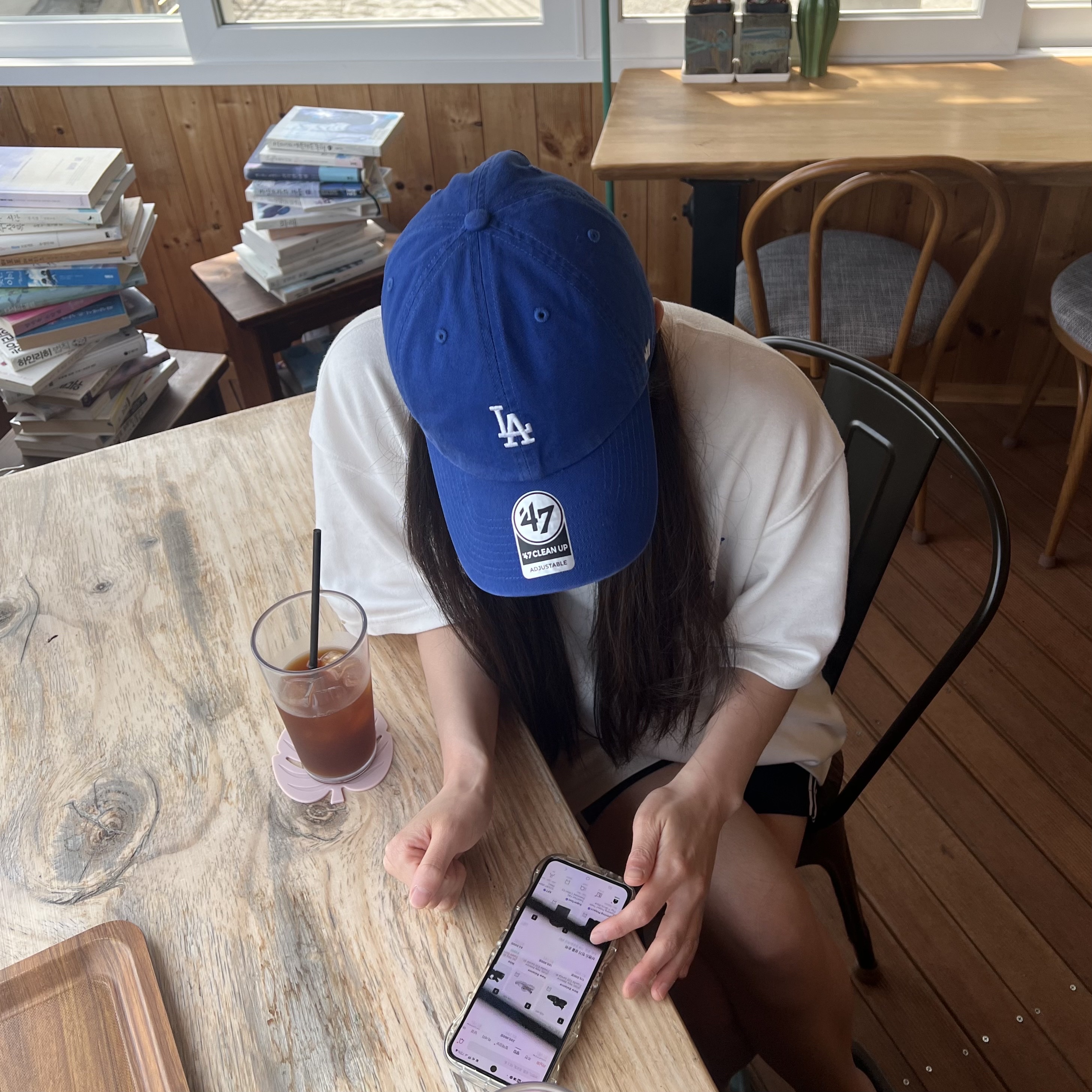 47 Brand LA Dodgers Base Runner Clean Up Royal 착용 스타일