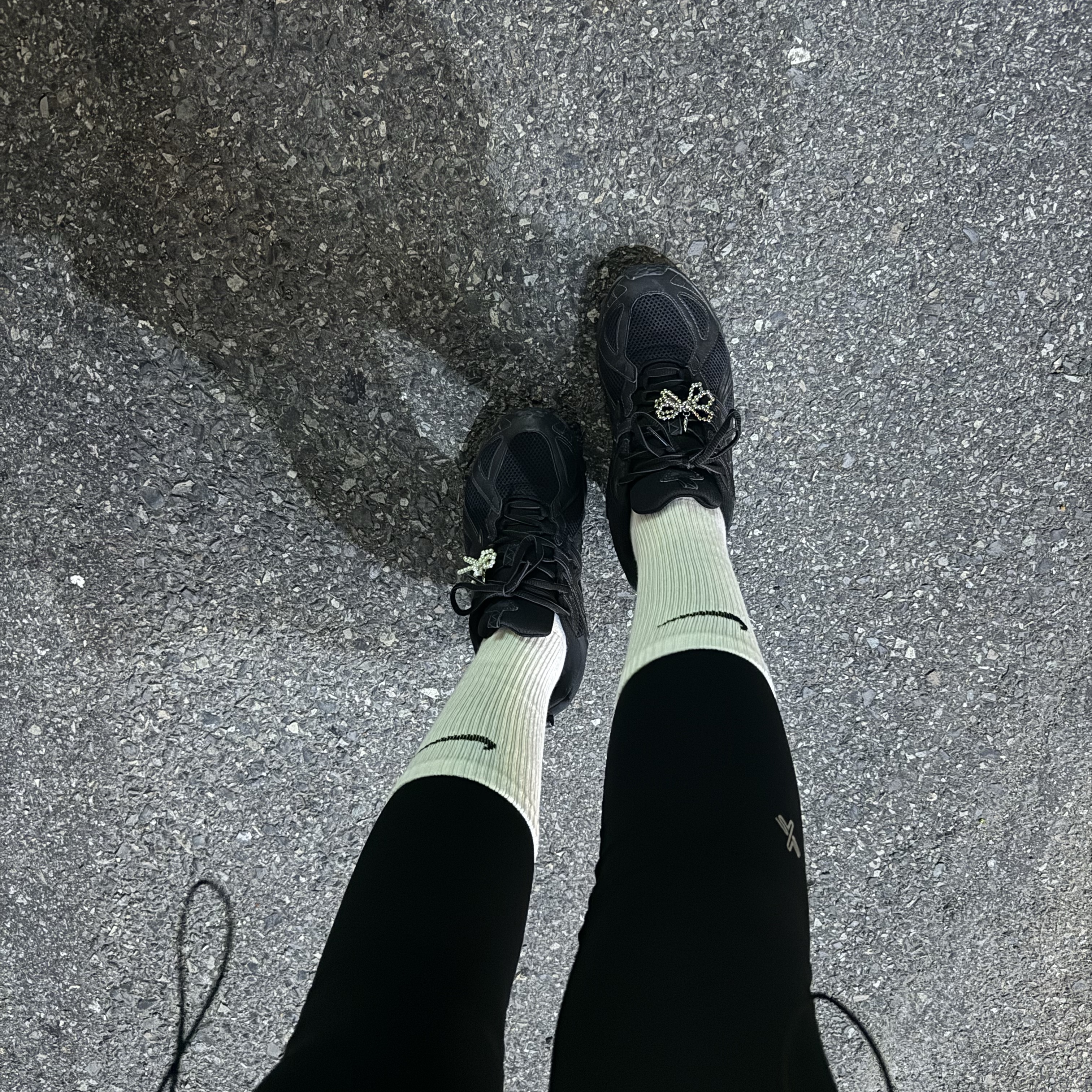 Nike x Stussy NRG Crew Socks White Black 착용 스타일