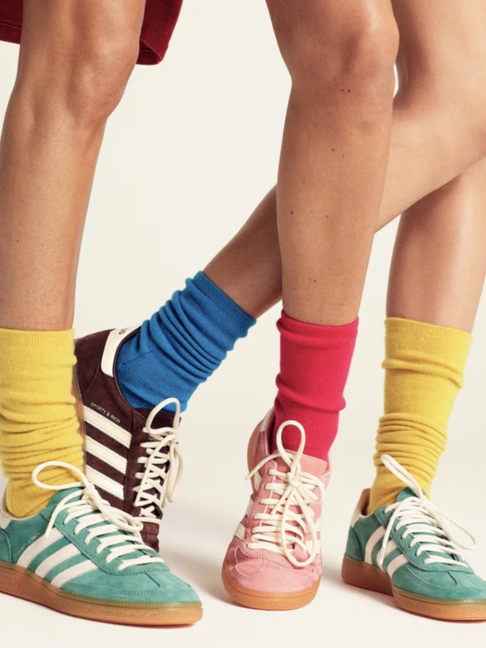 Adidas x Sporty & Rich Spezial Handball Pantone Cream White, Adidas x Sporty & Rich Spezial Handball Pantone Core White 착용 스타일 - 1