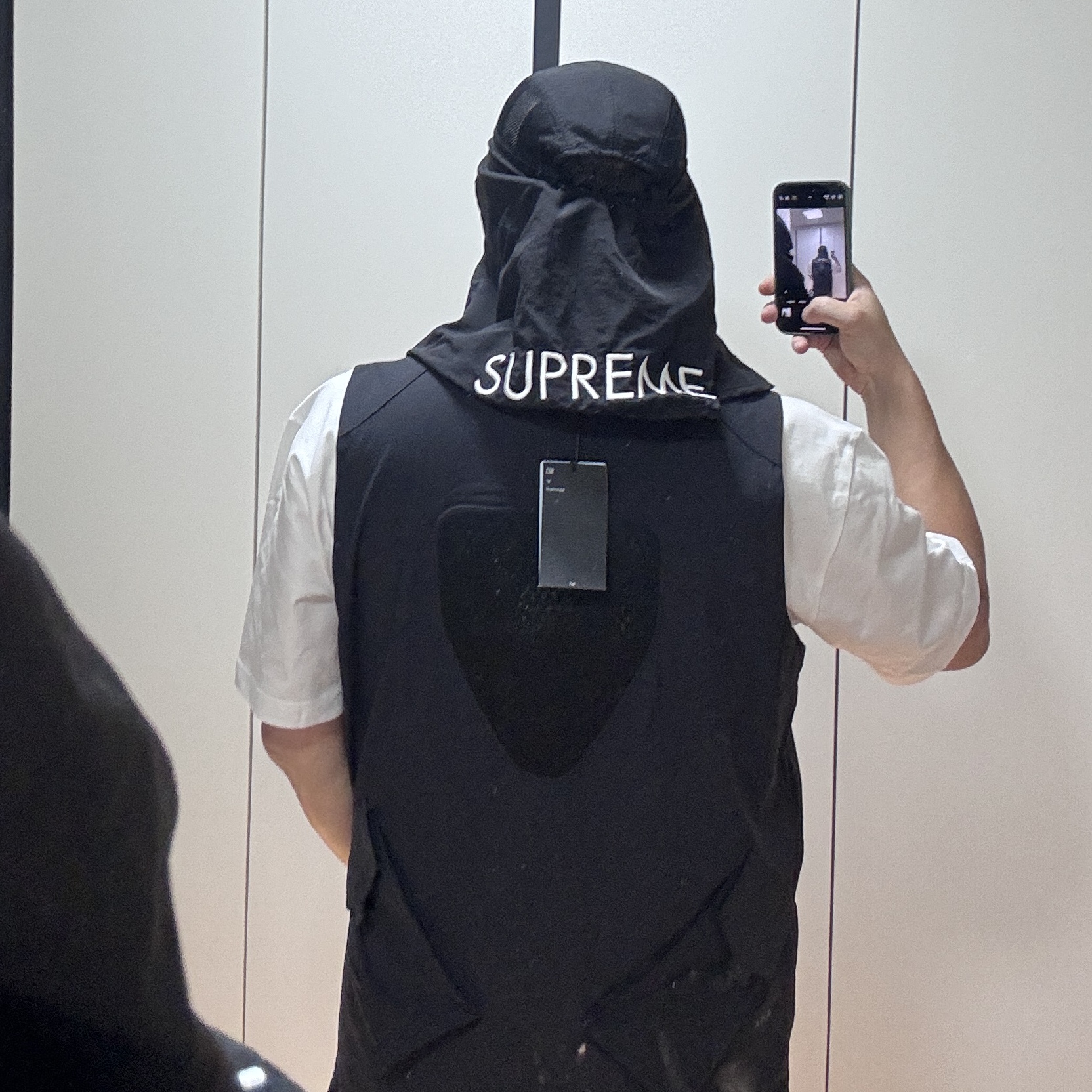 Nike x Drake Nocta Golf Vest Black - US/EU, Supreme x The North Face Sunshield Camp Cap Black - 20SS 착용 스타일 - 2