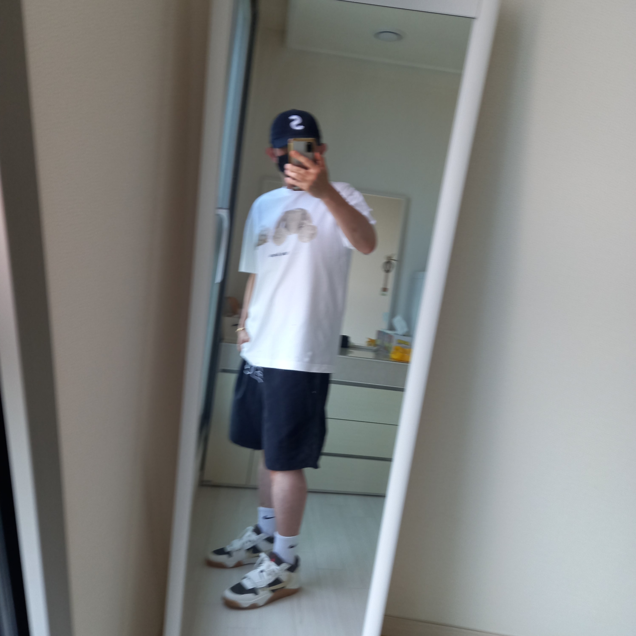 Supreme Seersucker S Logo 6-Panel Black - 24SS, Palm Angels Bear Classic T-Shirt White Brown 착용 스타일 - 5