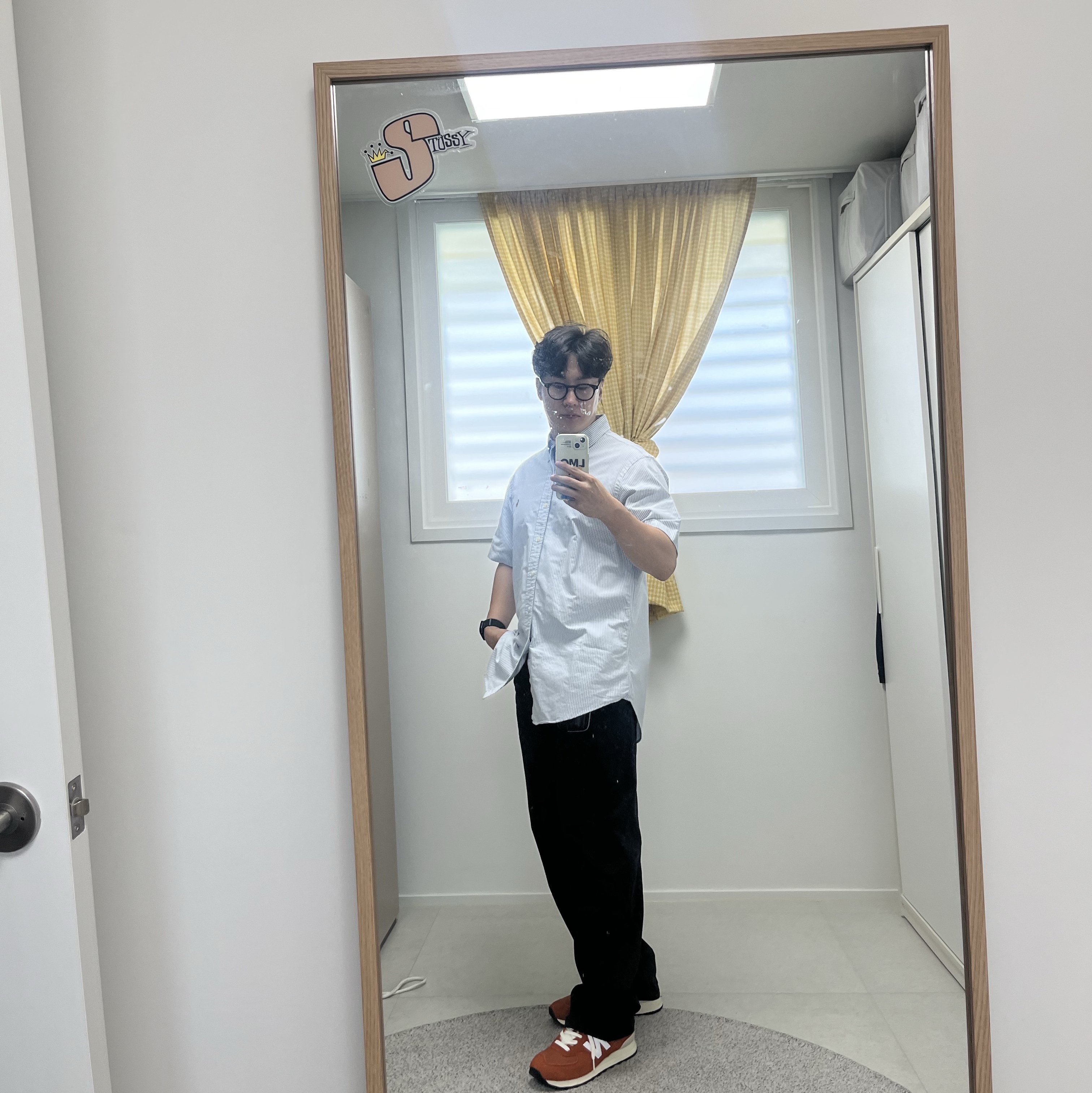Haruta Penny Loafer Black, Adidas Yeezy Boost 700 Wave Runner Solid Grey 2021/2022 착용 스타일 - 6